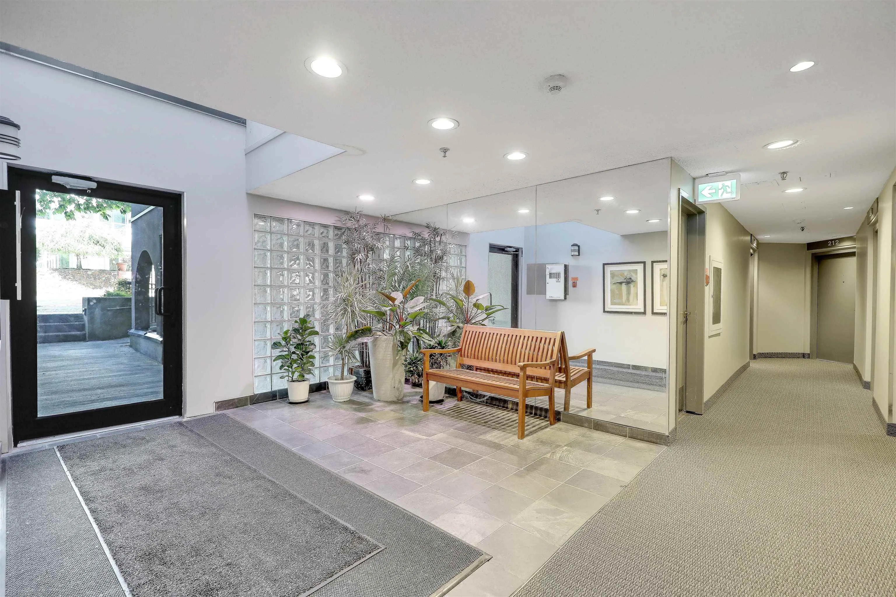 1106 Pacific St Street #208
