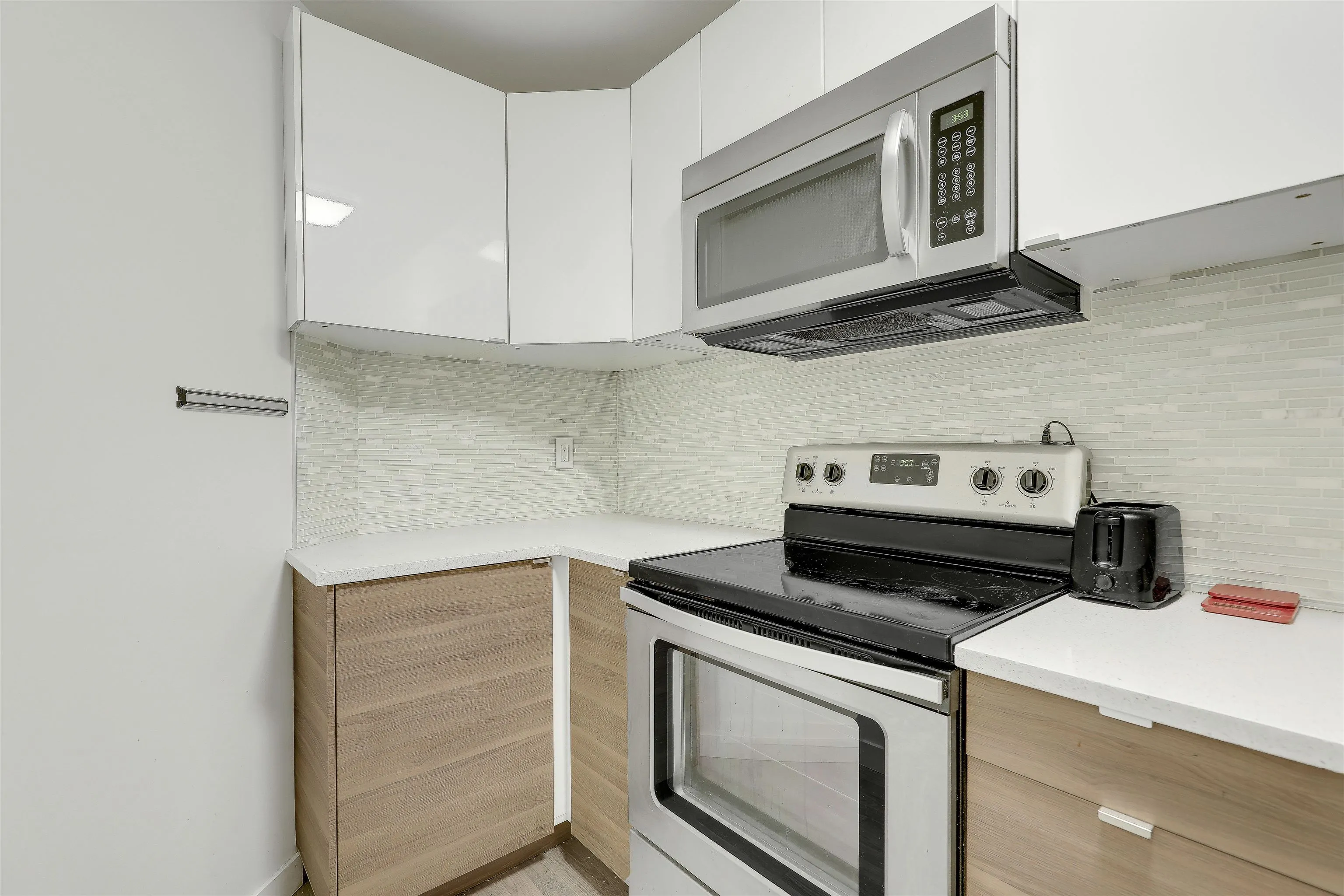 1106 Pacific St Street #208