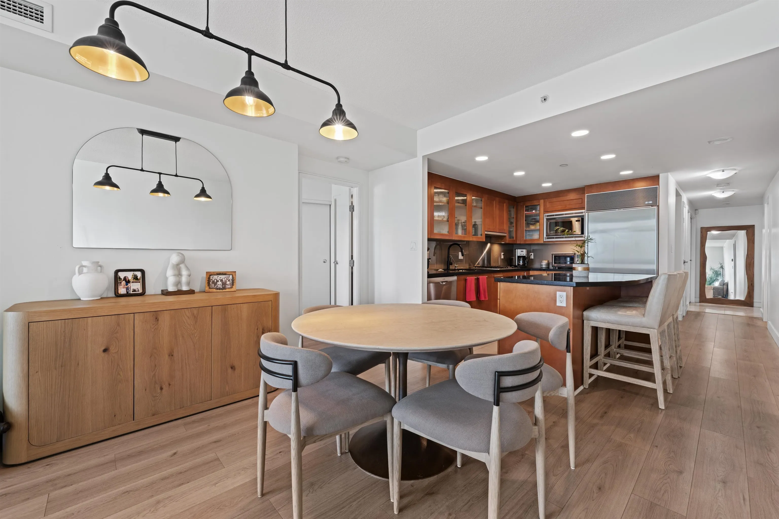 1650 Bayshore Drive #902