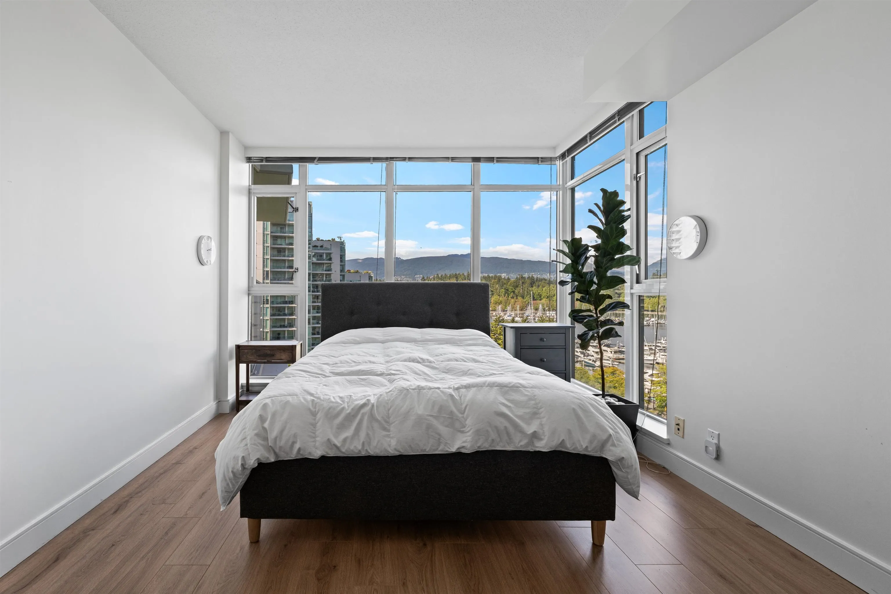 1650 Bayshore Drive #902