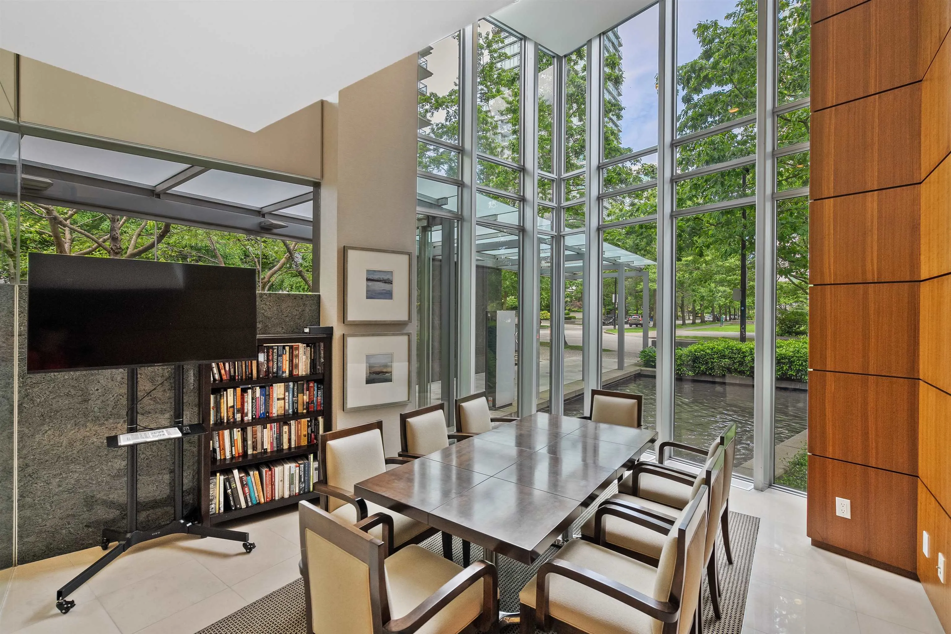 1650 Bayshore Drive #902