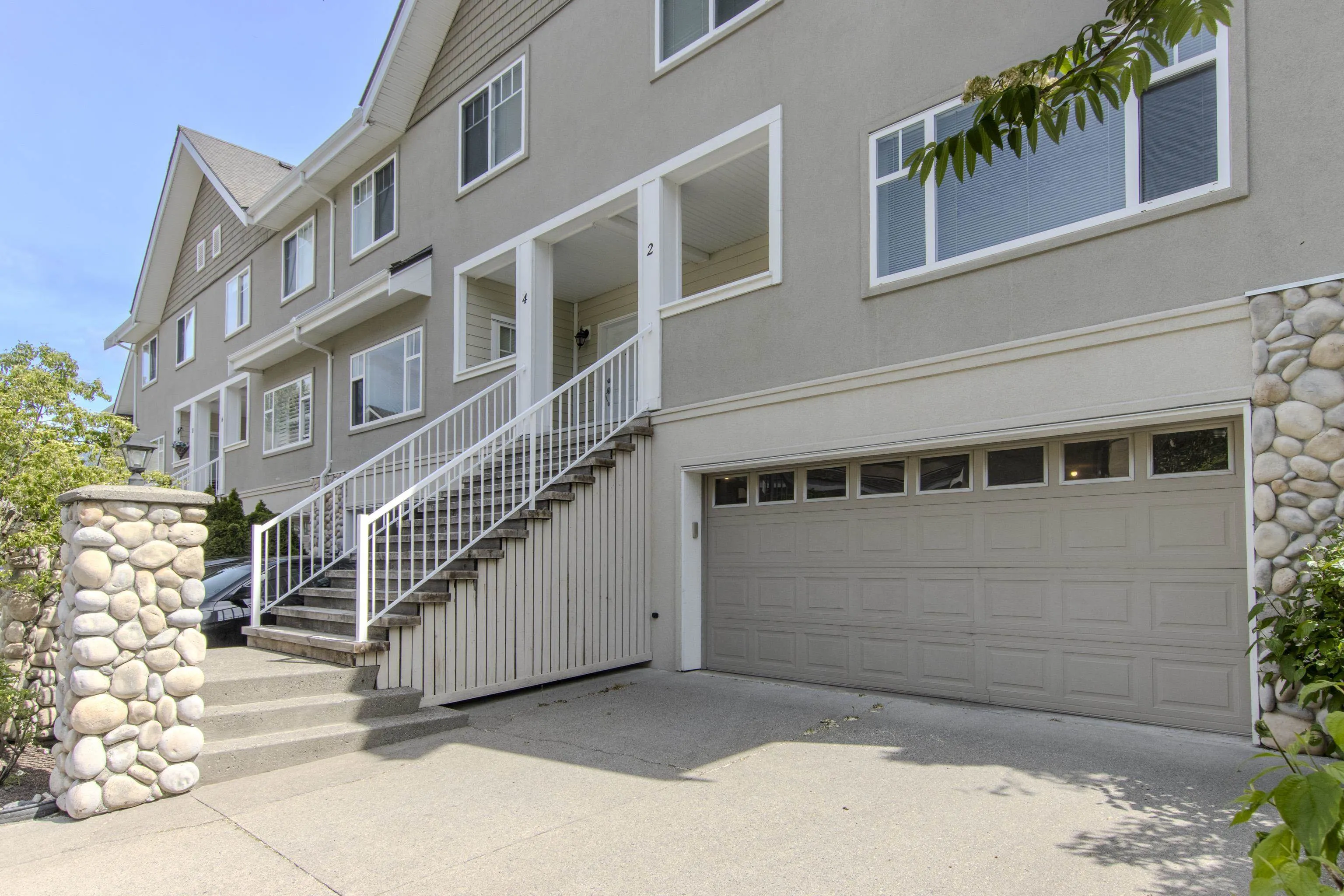 1200 Edgewater Drive #2