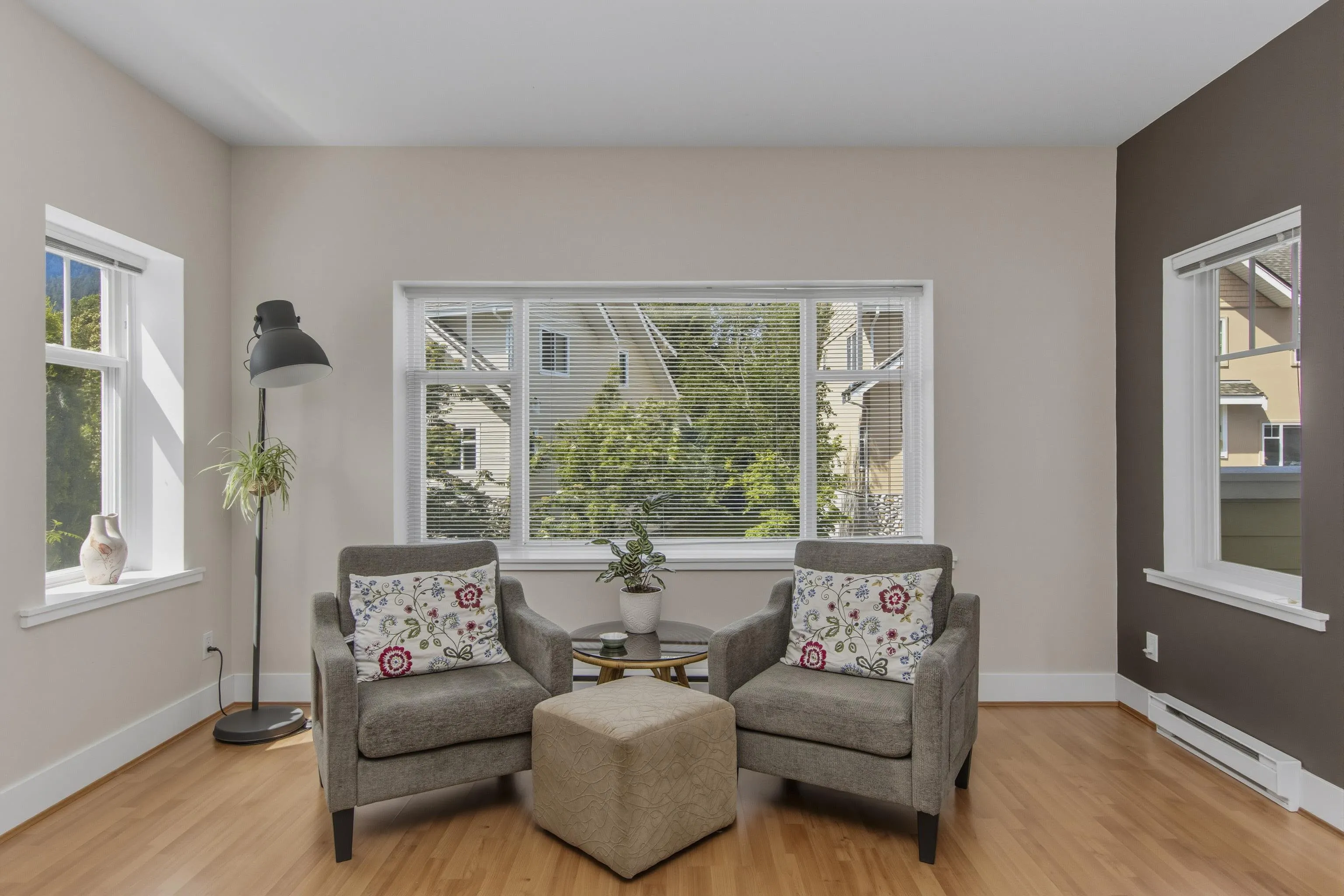 1200 Edgewater Drive #2