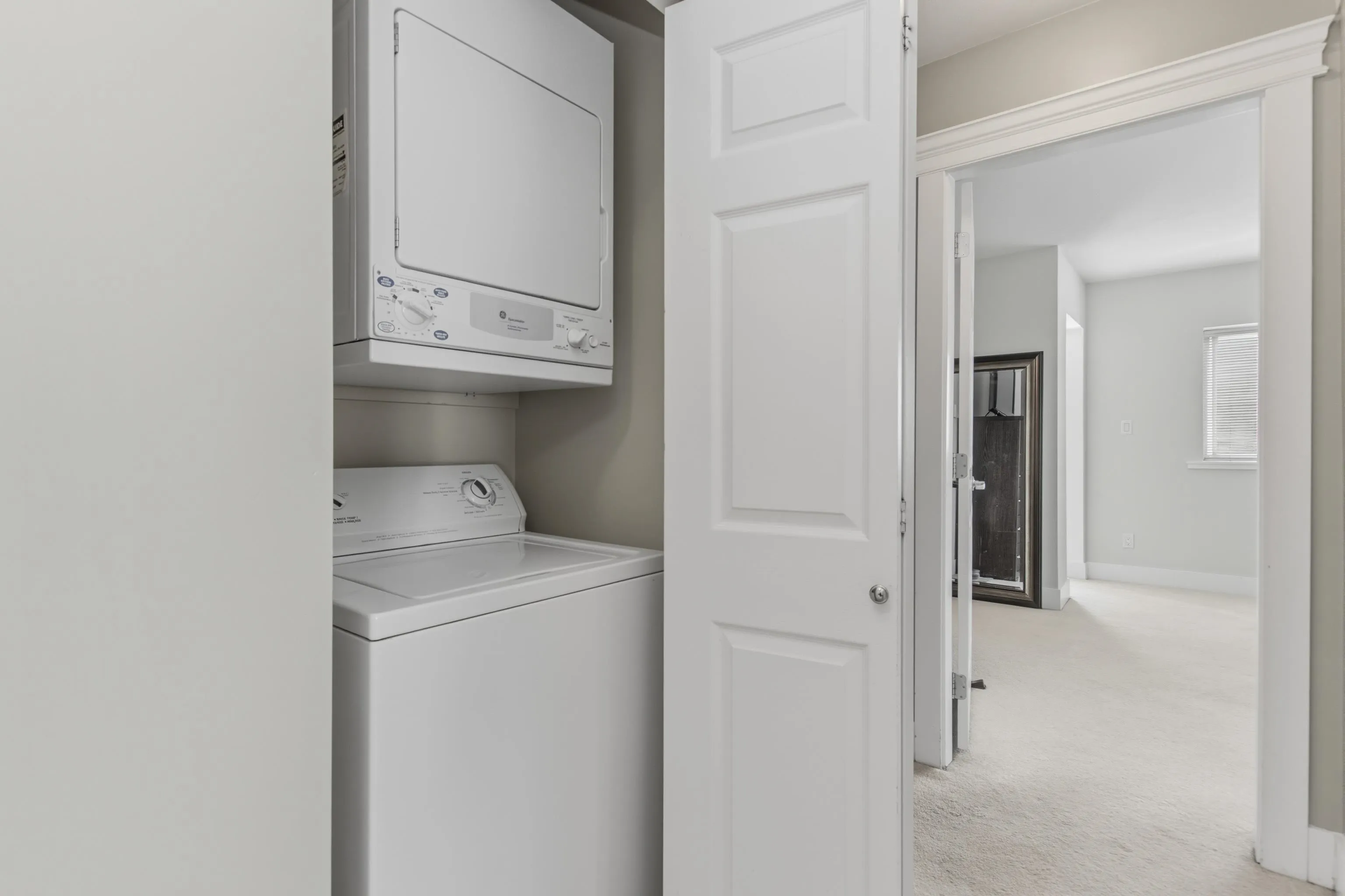 1200 Edgewater Drive #2