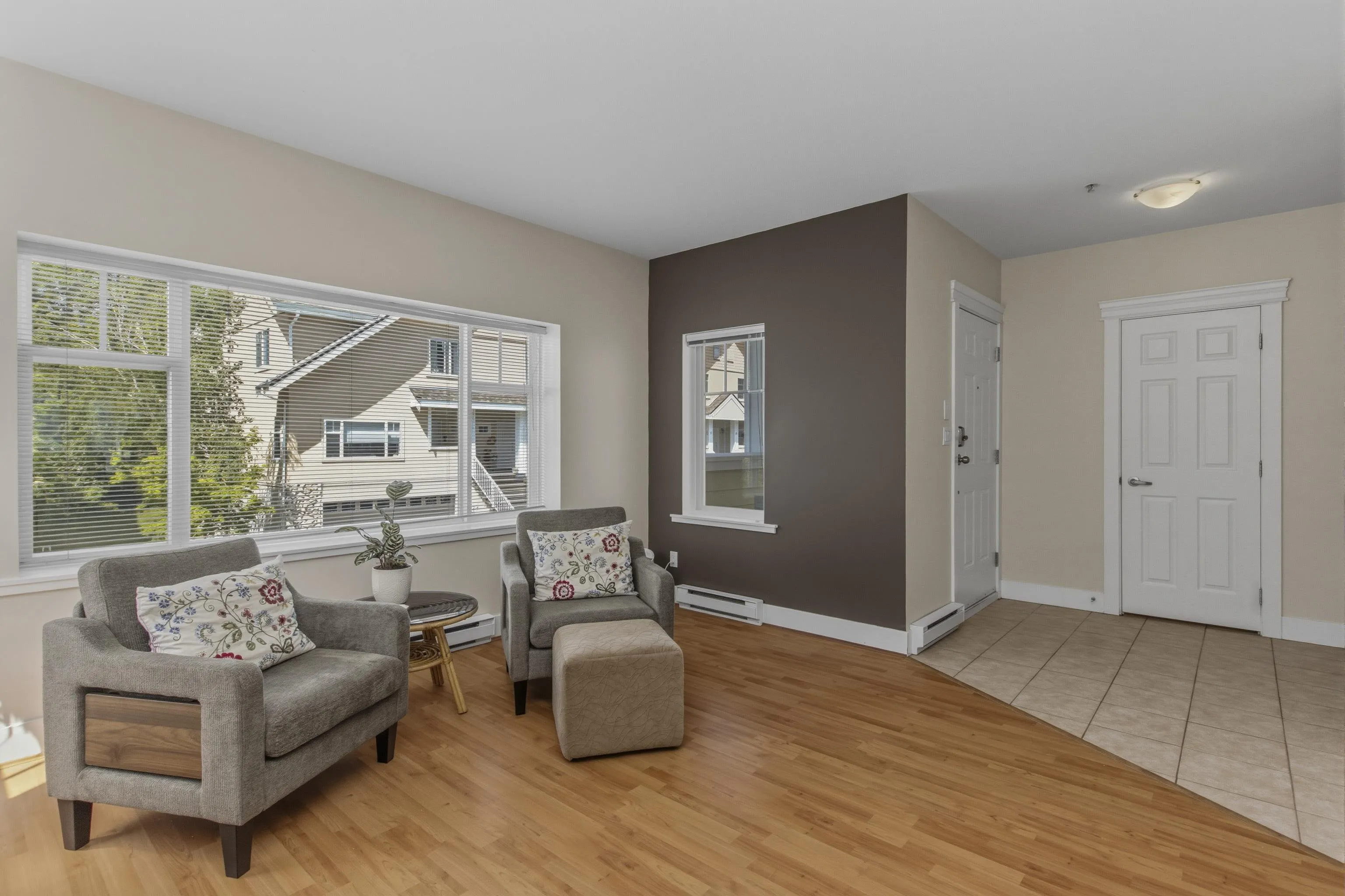 1200 Edgewater Drive #2