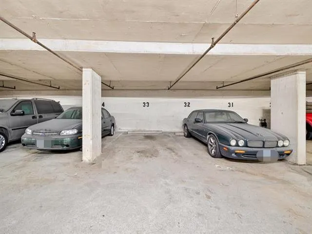 6759 Willingdon Avenue #1105