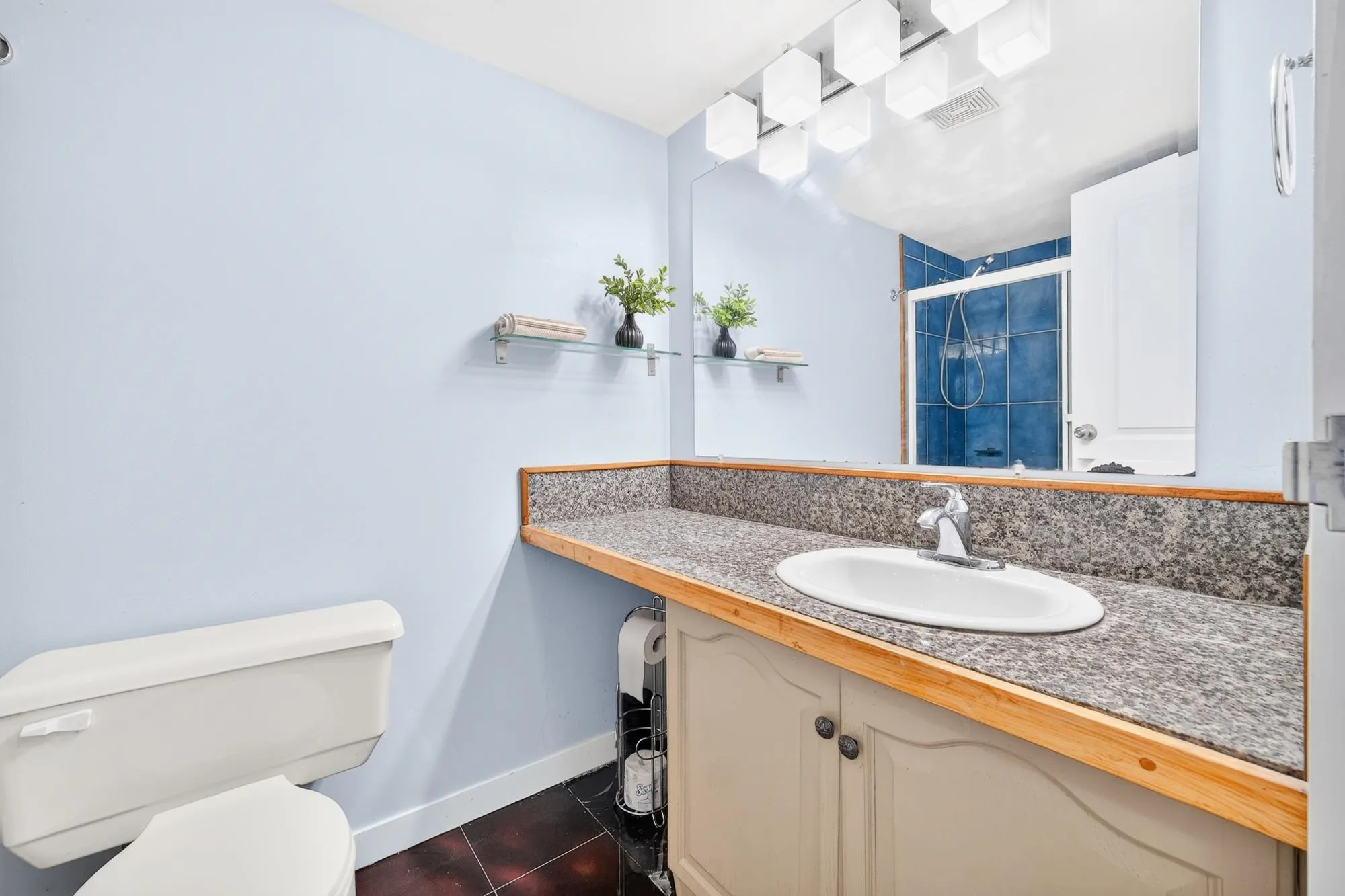 6759 Willingdon Avenue #1105