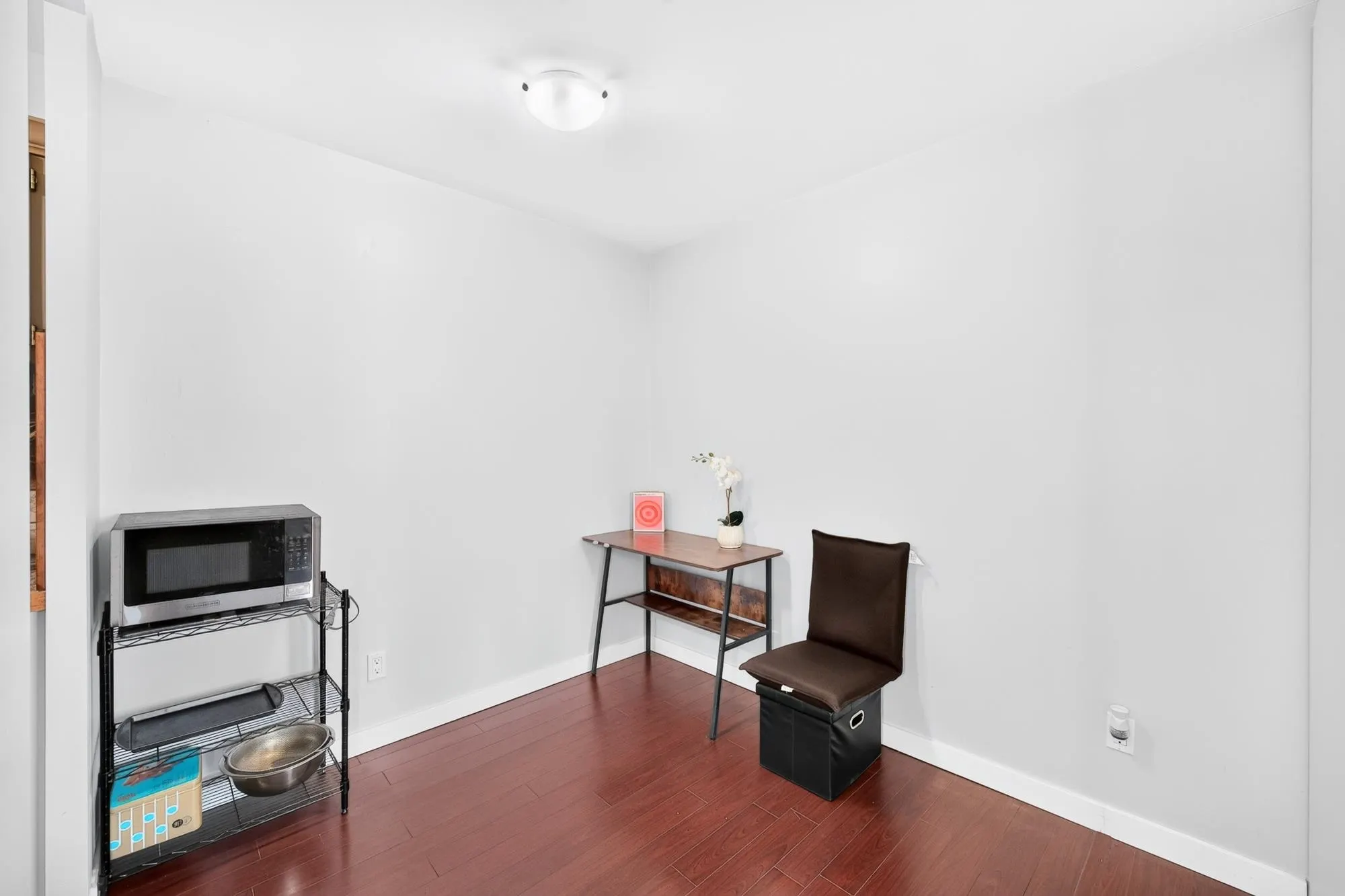 6759 Willingdon Avenue #1105