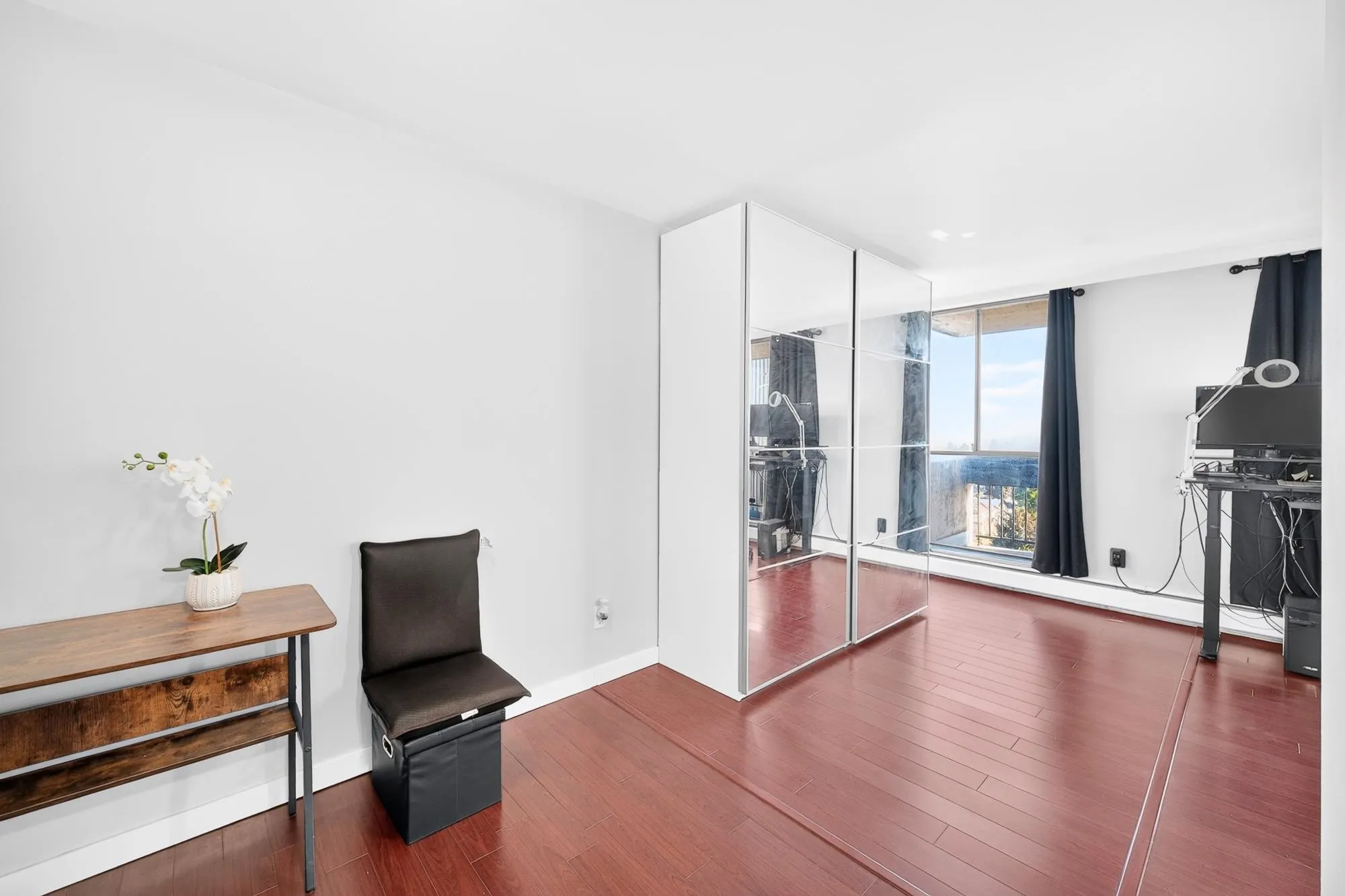 6759 Willingdon Avenue #1105