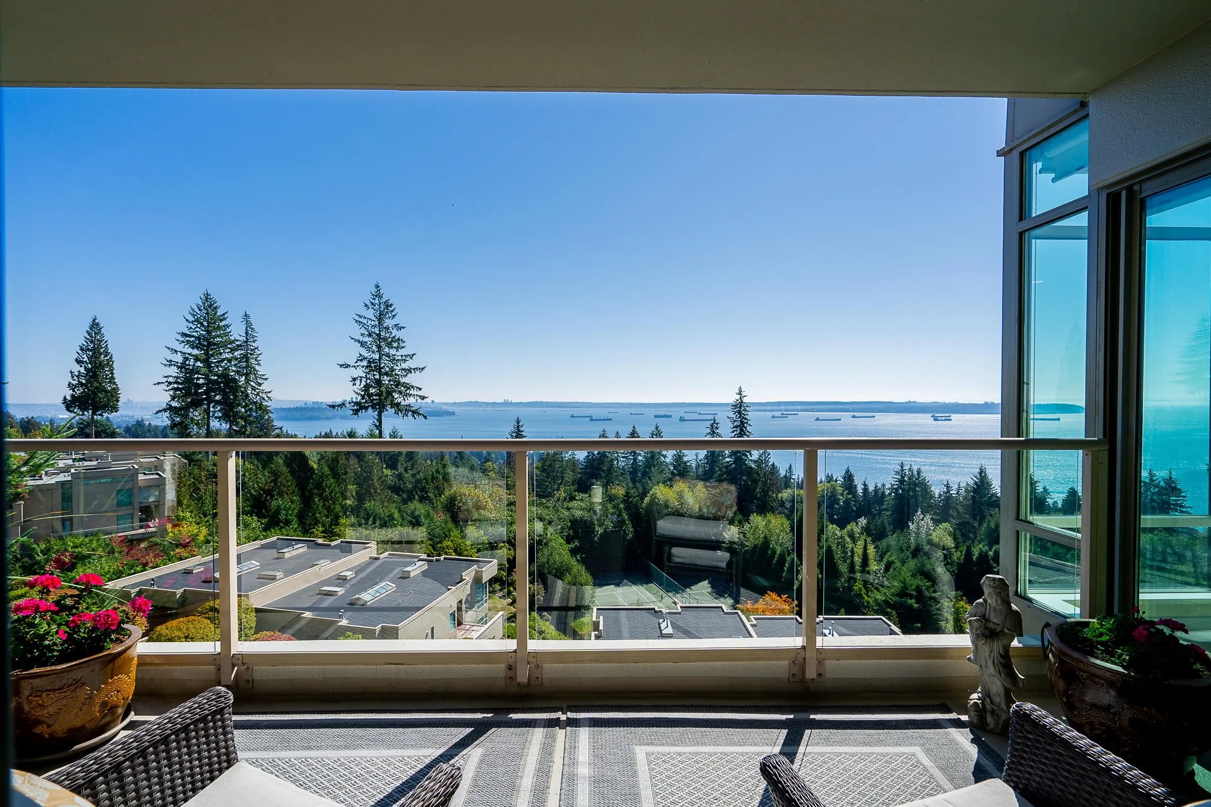 3131 Deer Ridge Drive #703