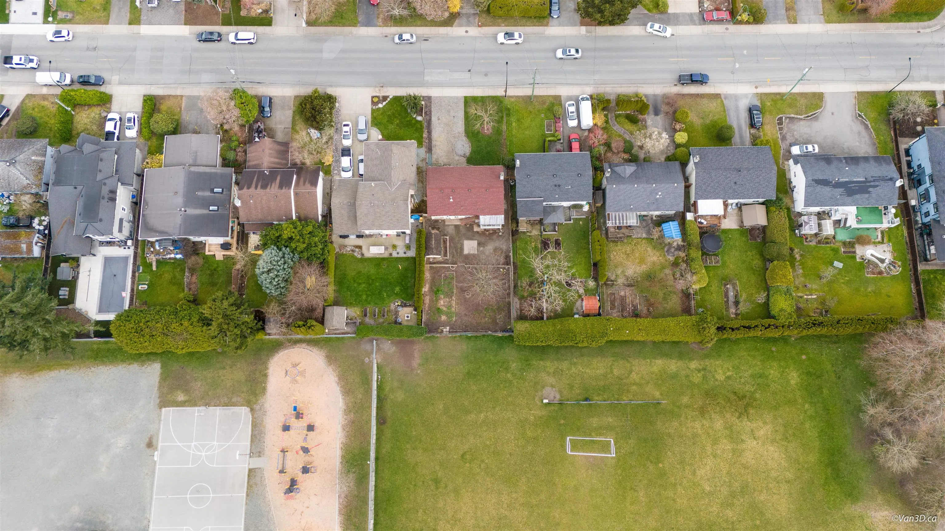 15894 Thrift Avenue