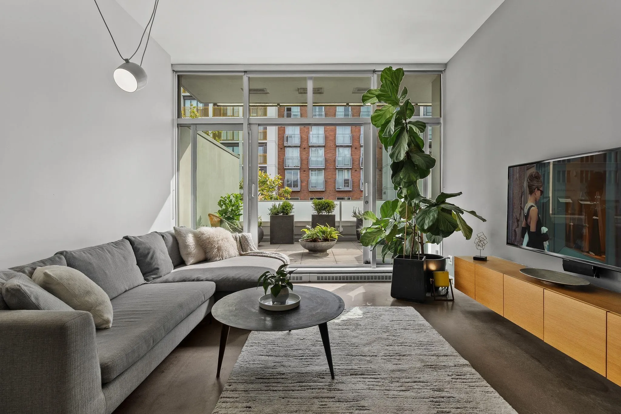 53 W Hastings Street #409