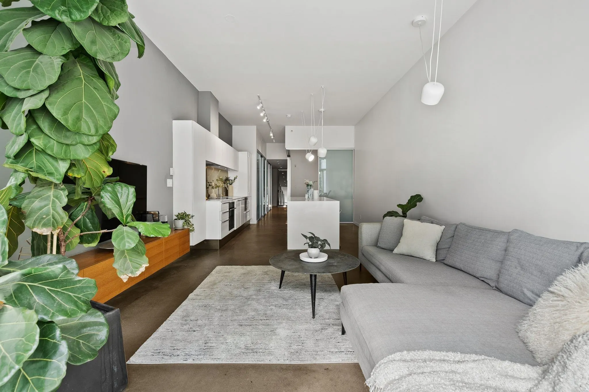 53 W Hastings Street #409