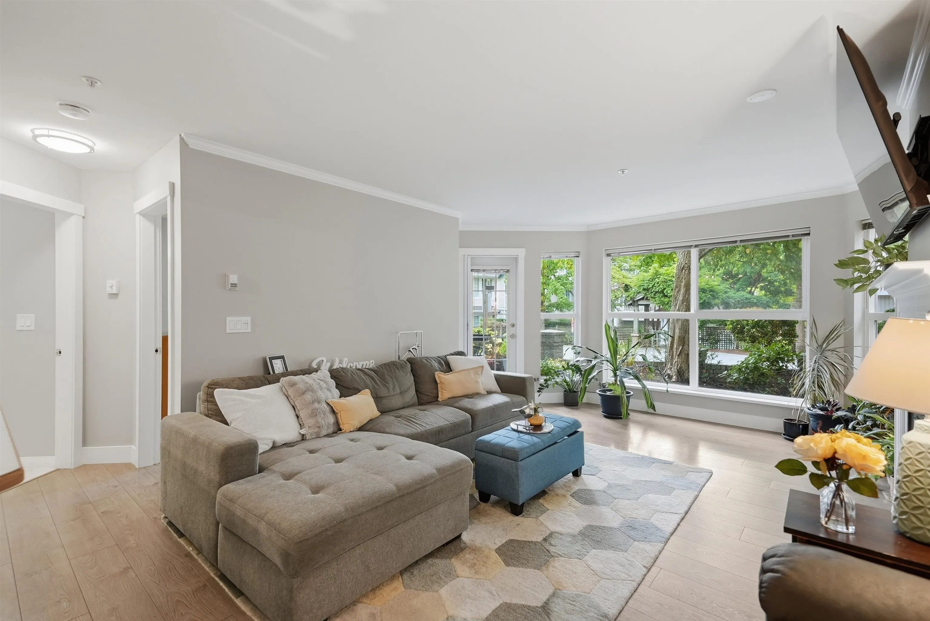 6557 121 Street #101
