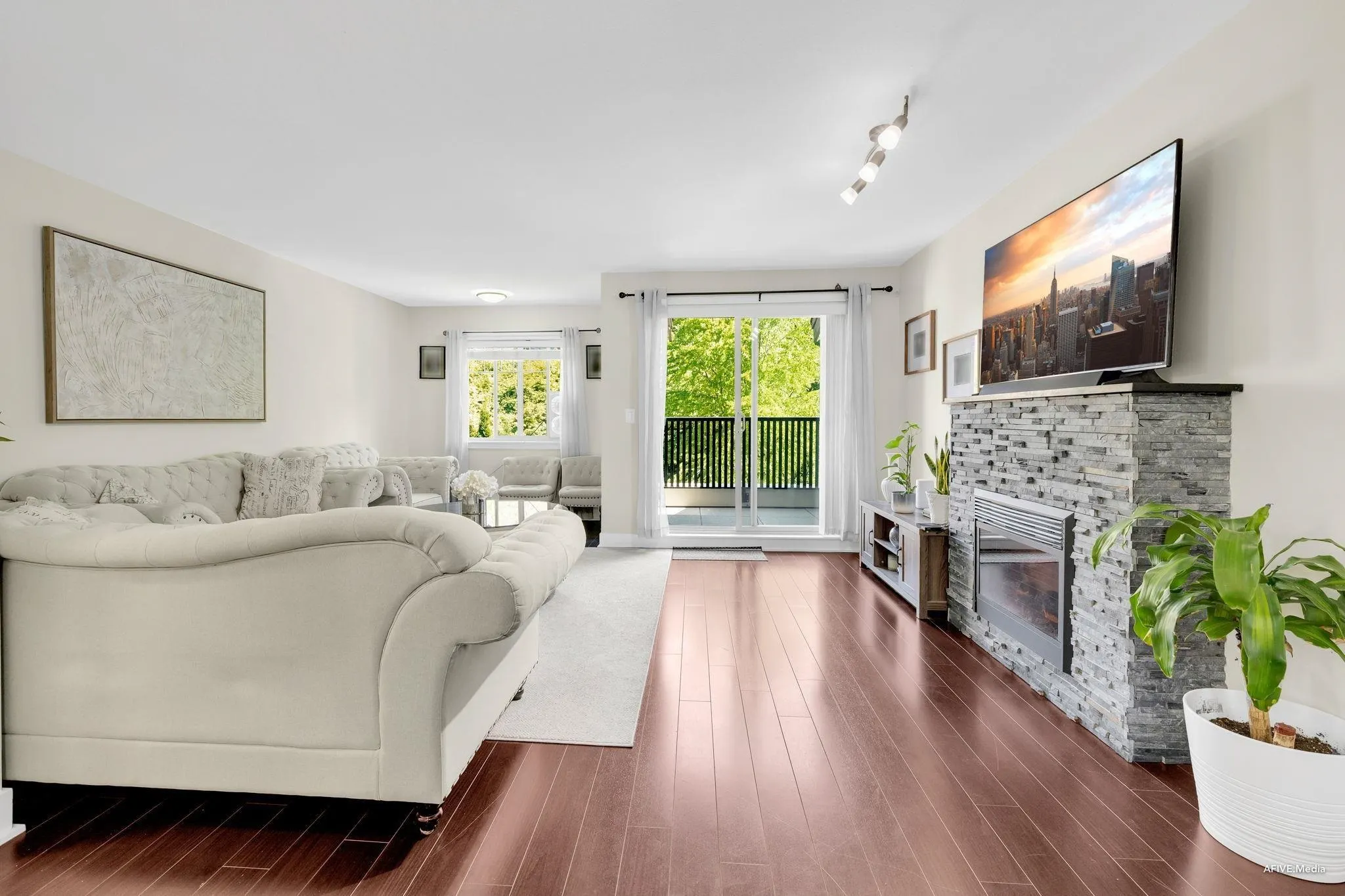 13368 72 Avenue #110