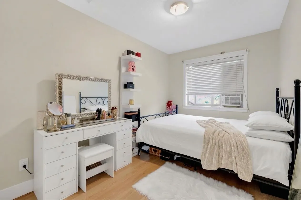 13368 72 Avenue #110