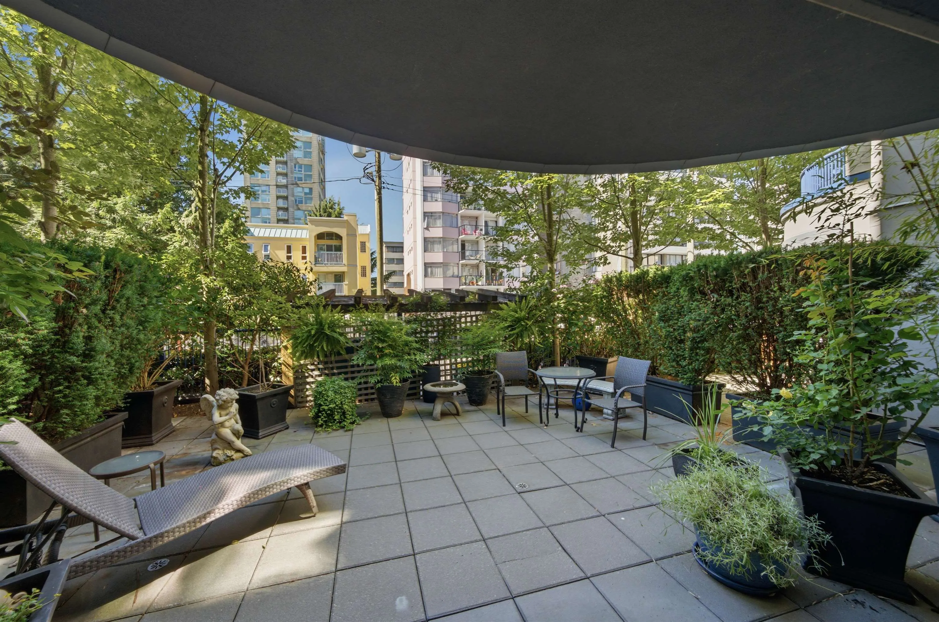 1924 Comox Street #209