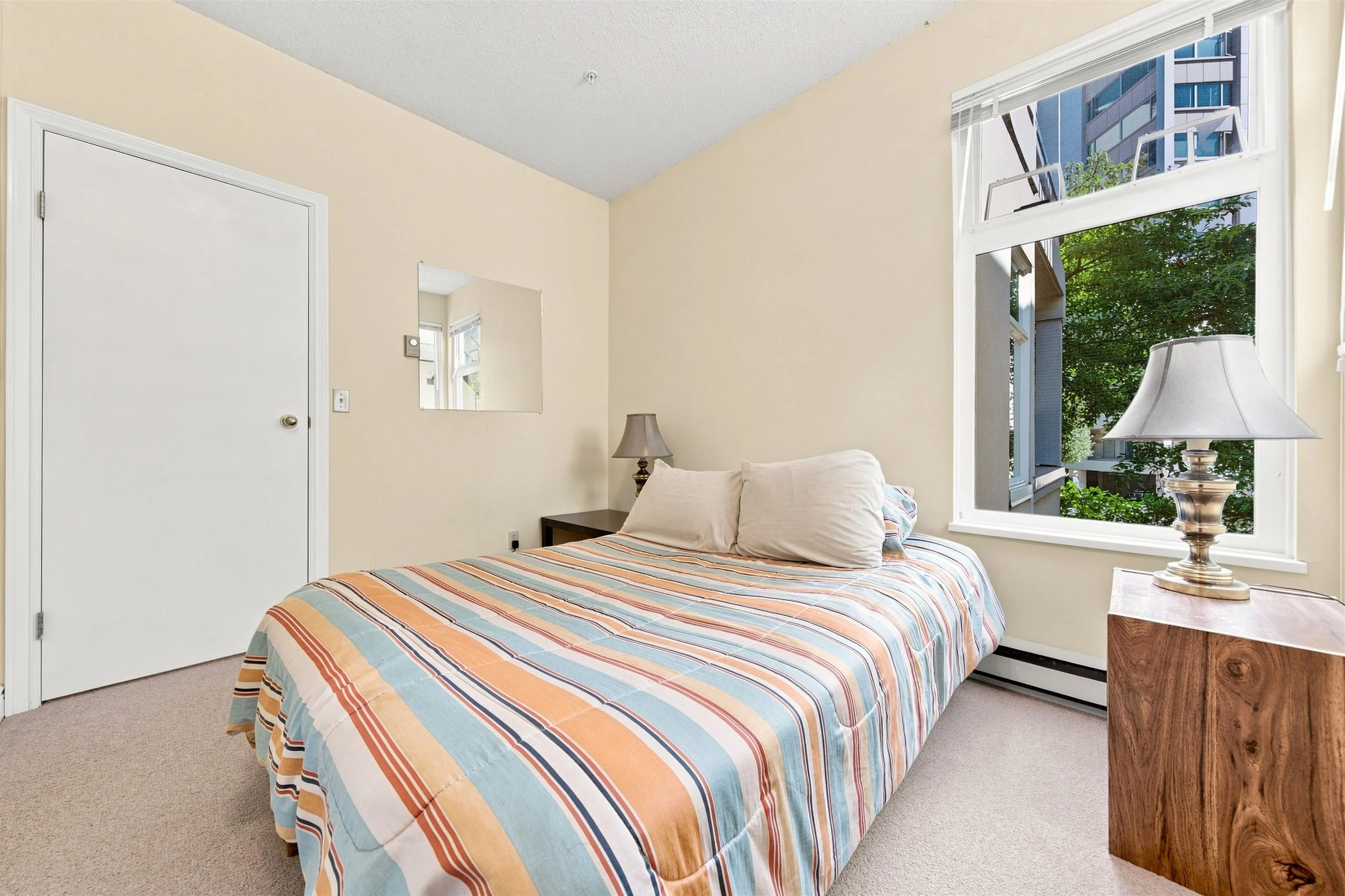 1924 Comox Street #209