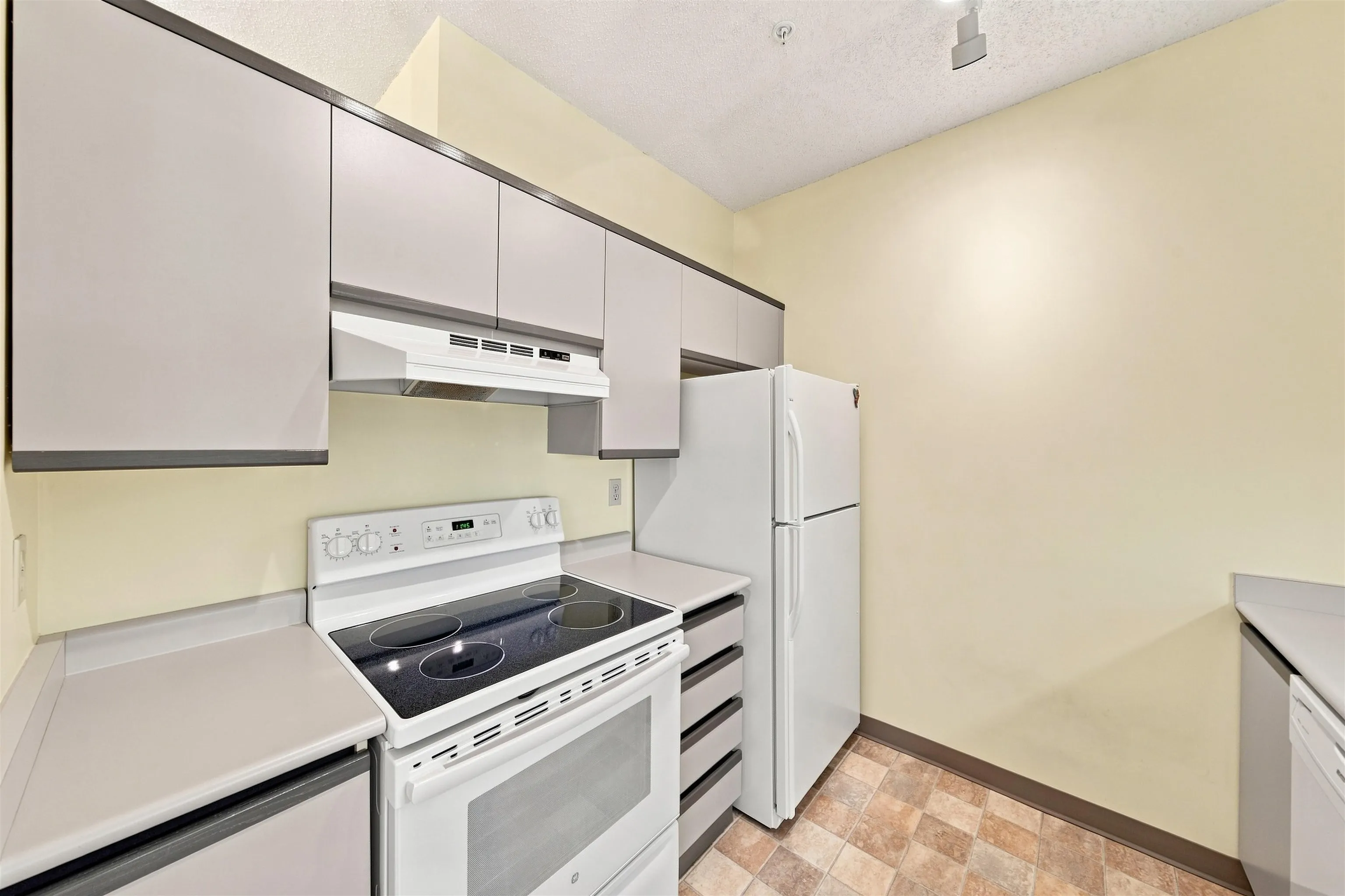 1924 Comox Street #209