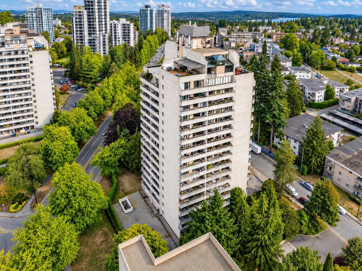 6595 Willingdon Avenue #1608