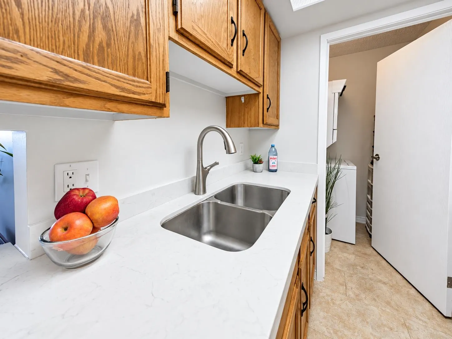 6595 Willingdon Avenue #1608