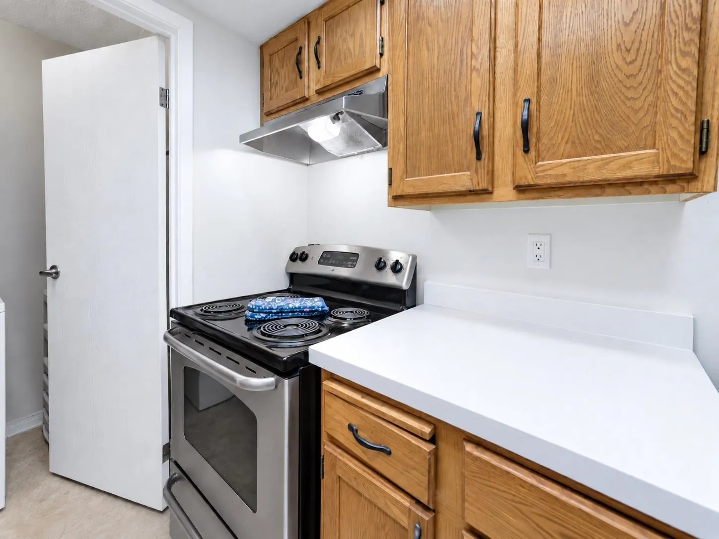 6595 Willingdon Avenue #1608