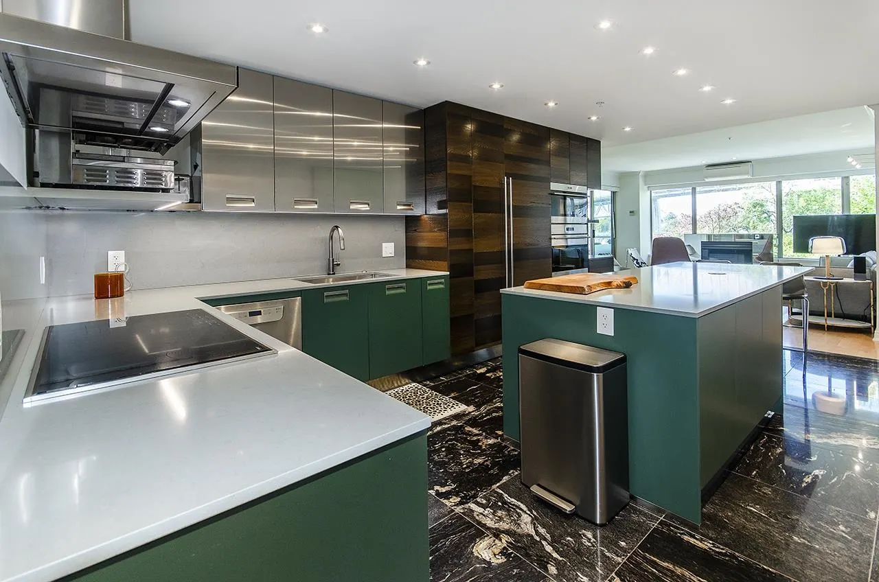 1600 Hornby Street #303