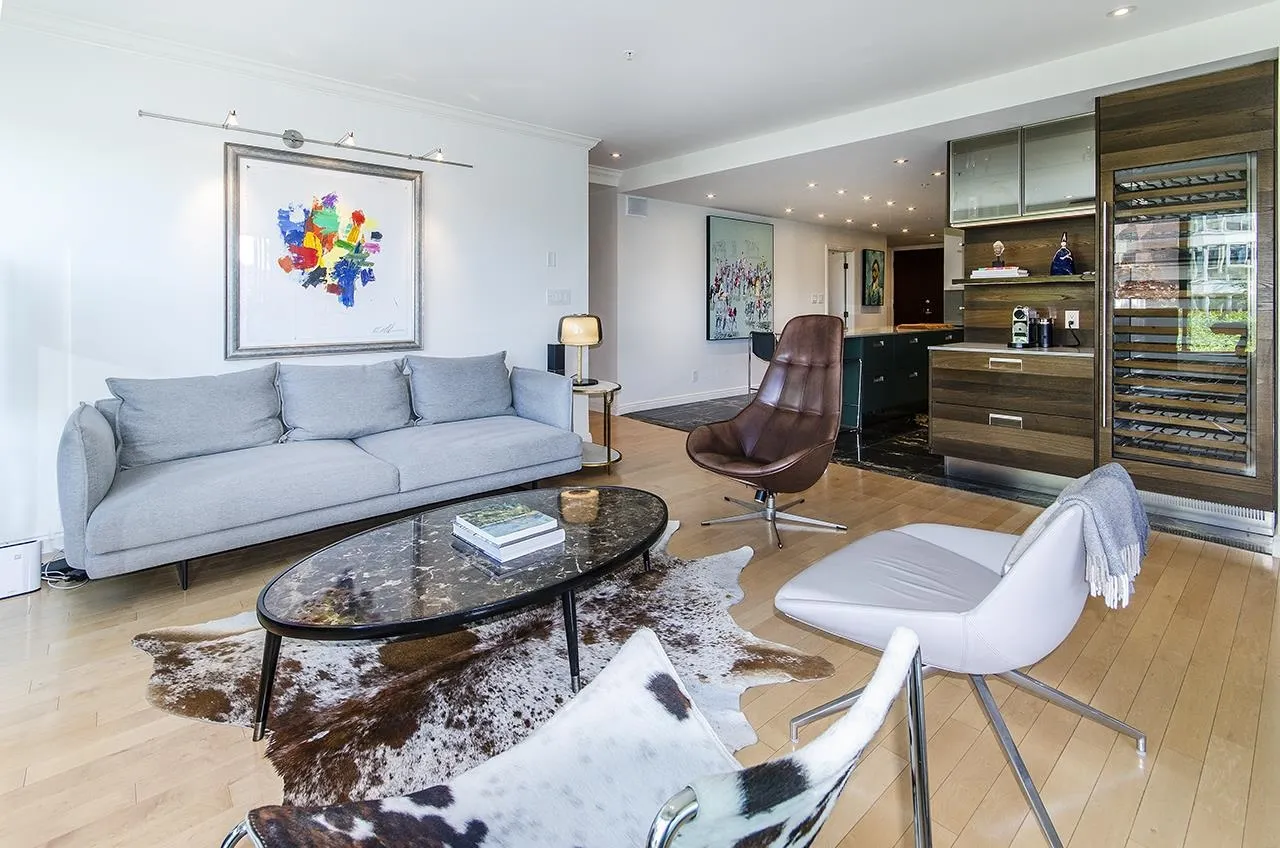 1600 Hornby Street #303