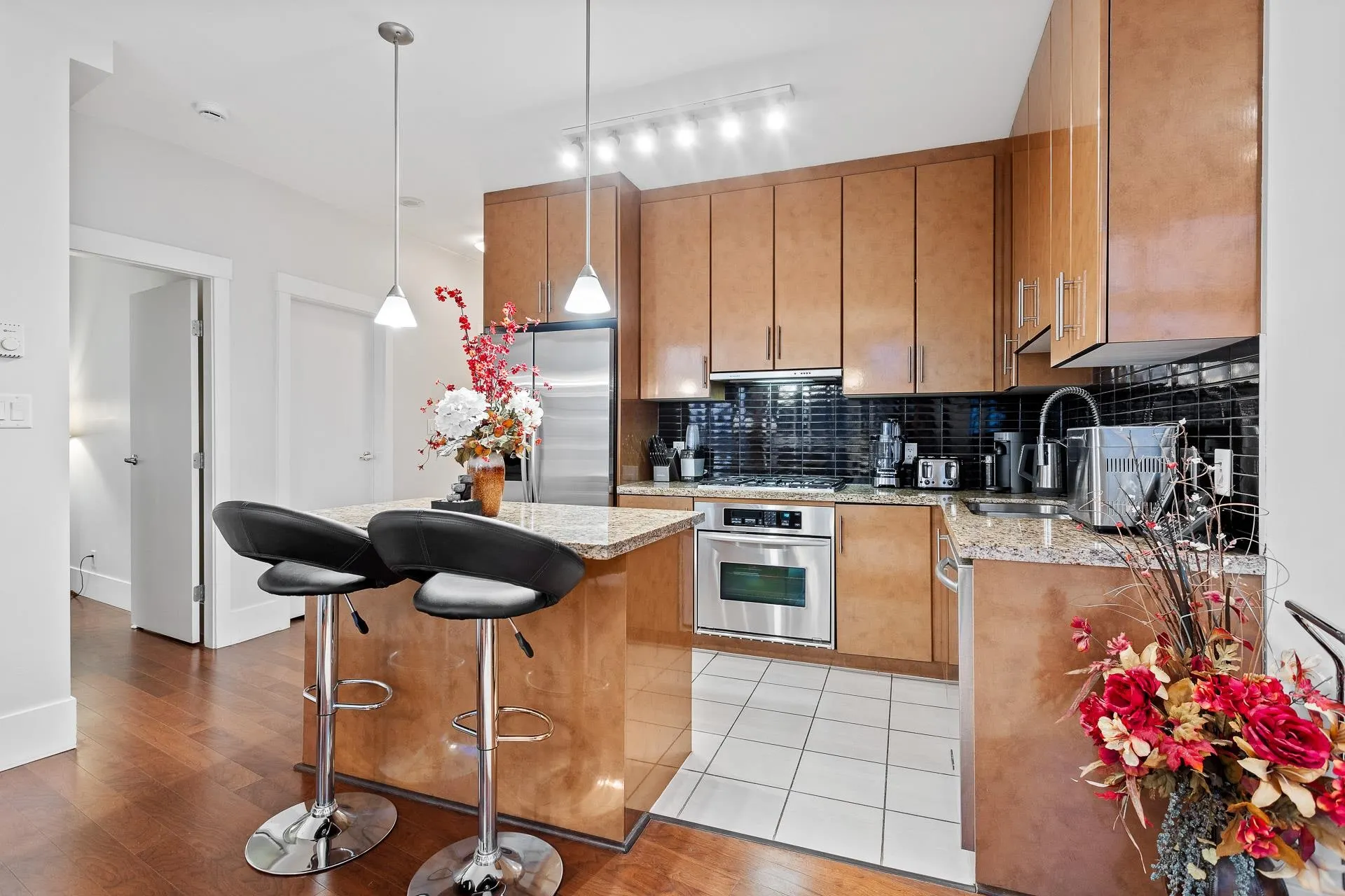1189 Melville Street #3303
