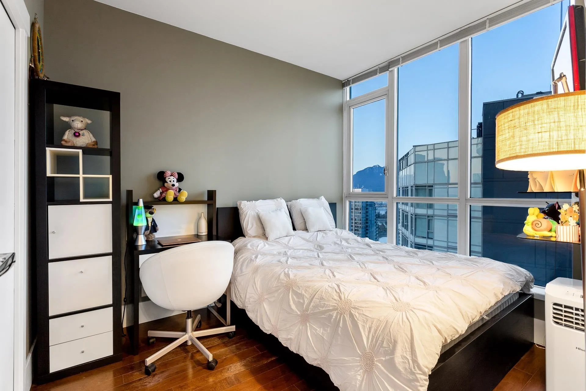 1189 Melville Street #3303