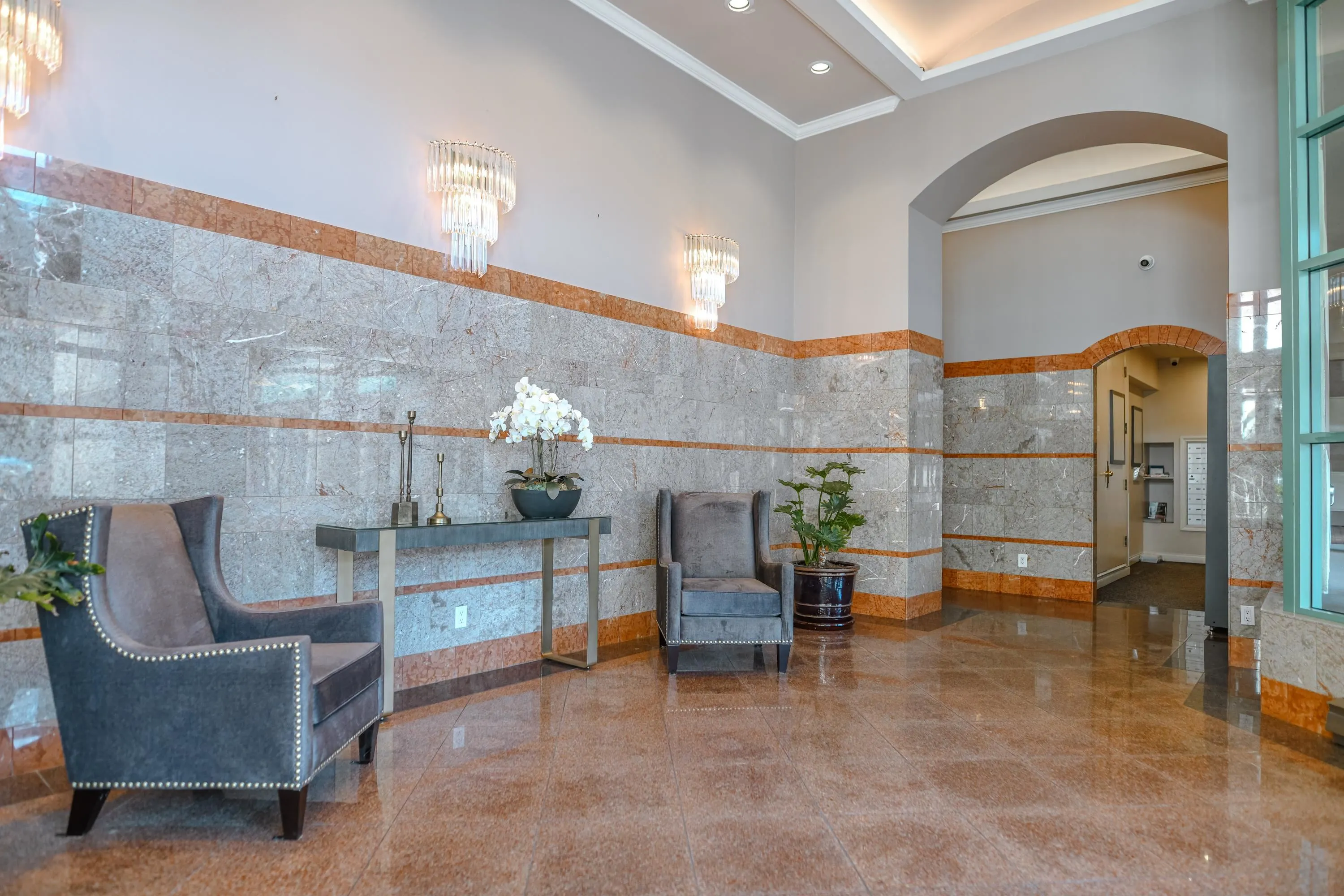 338 Taylor Way #15B