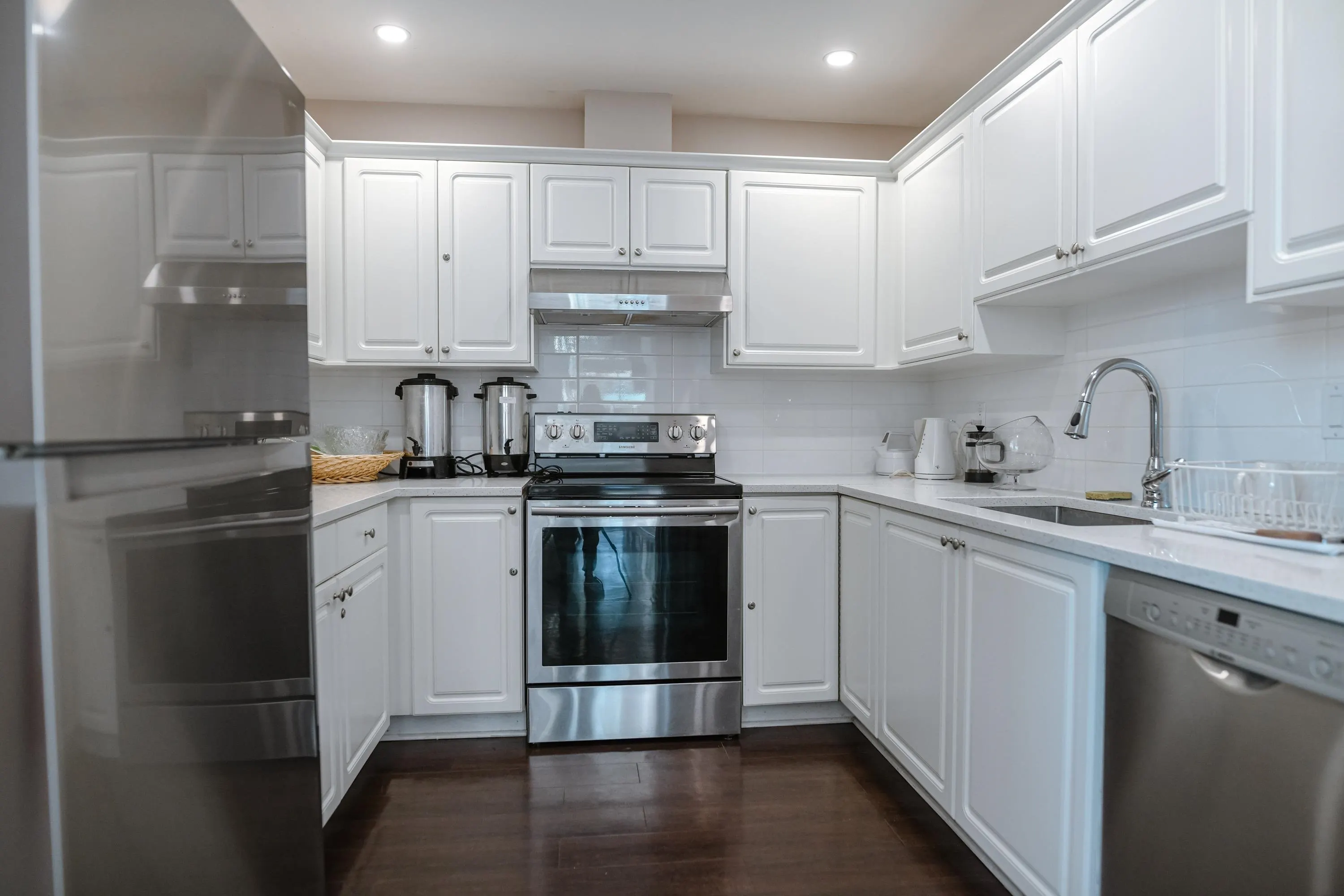 338 Taylor Way #15B