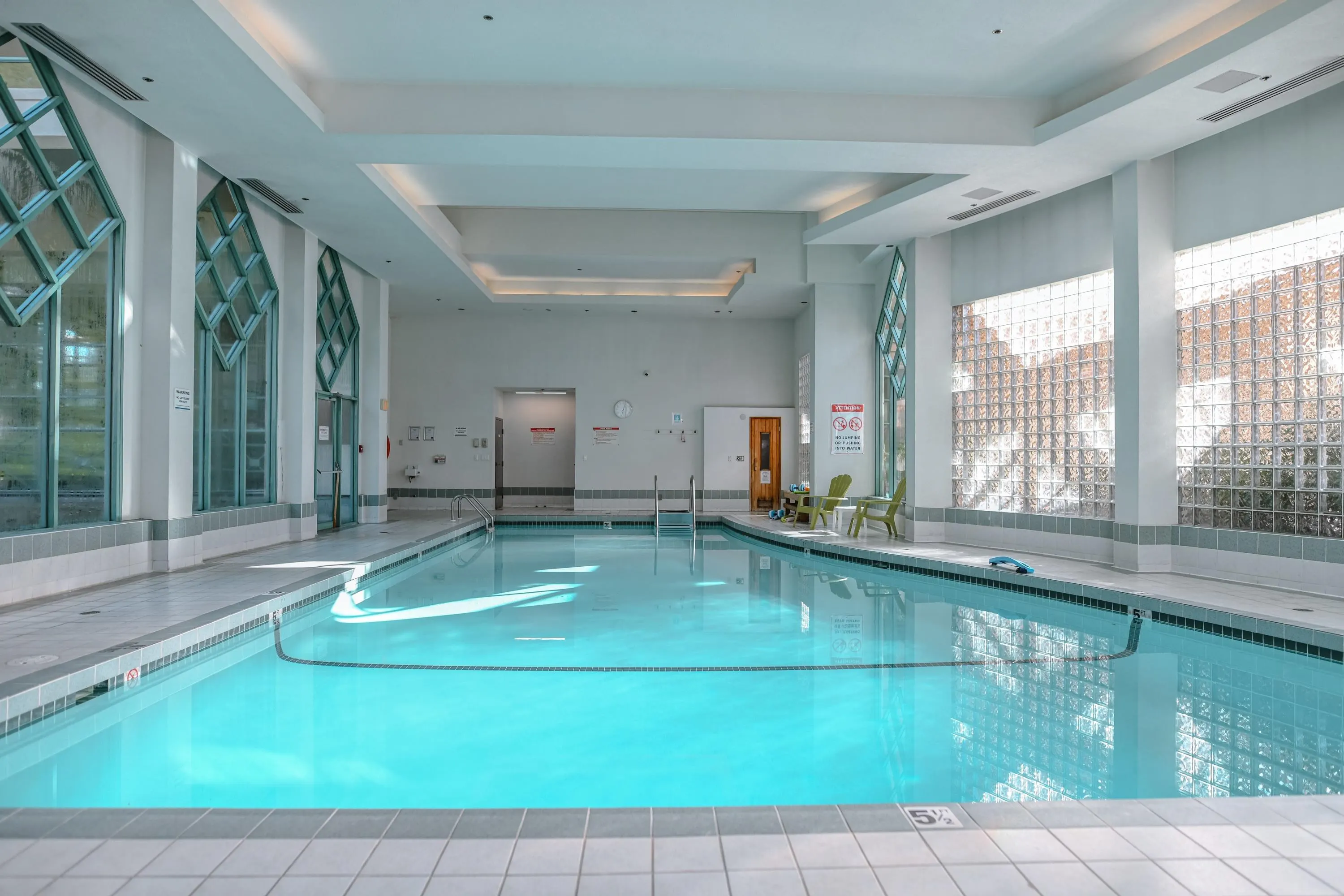 338 Taylor Way #15B