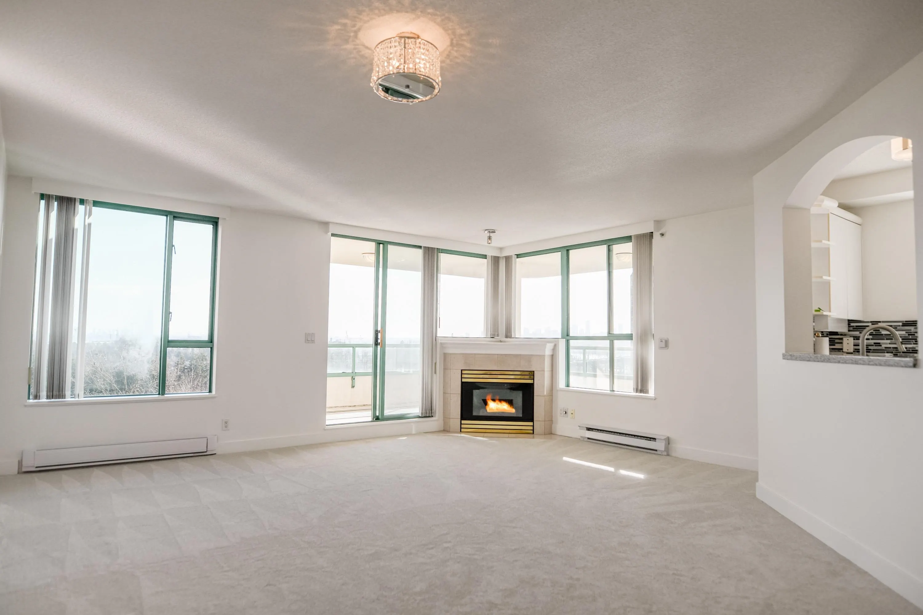 338 Taylor Way #15B