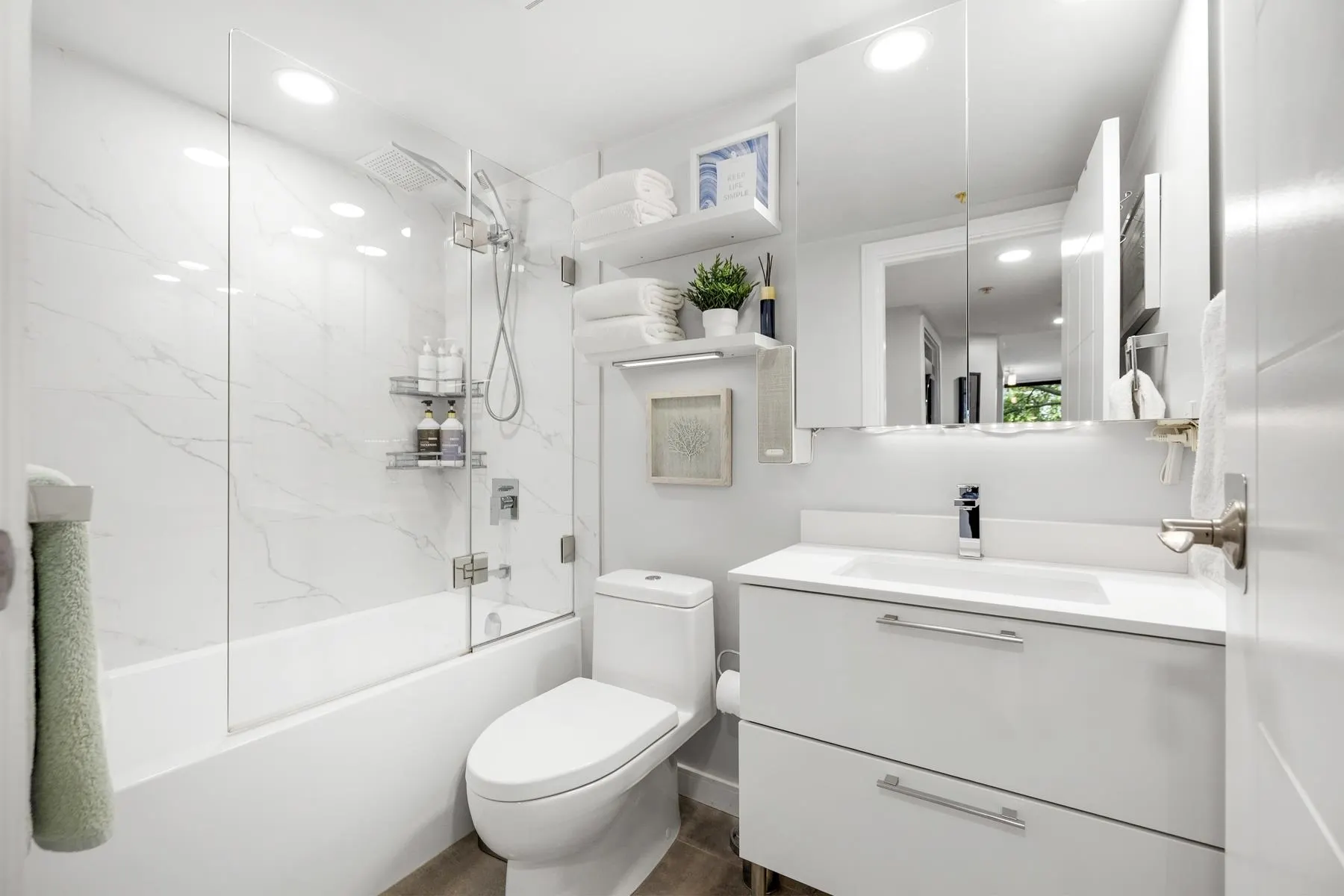 1003 Burnaby Street #304