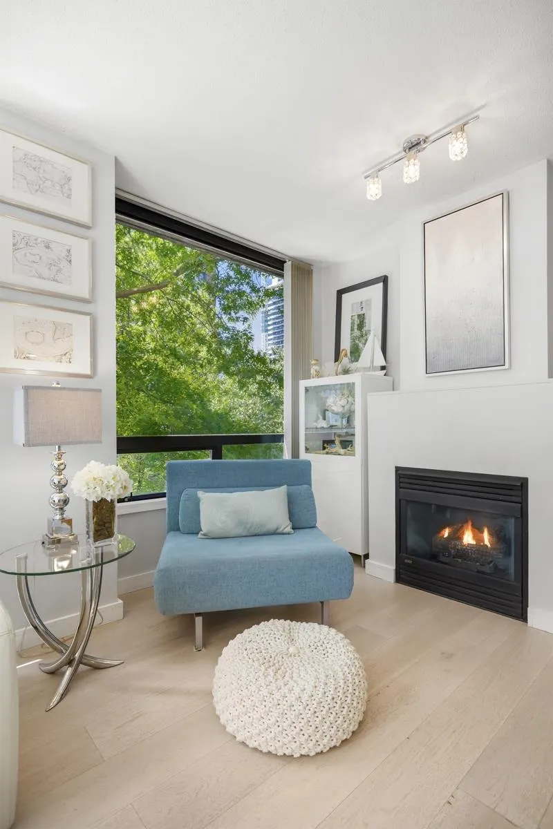 1003 Burnaby Street #304