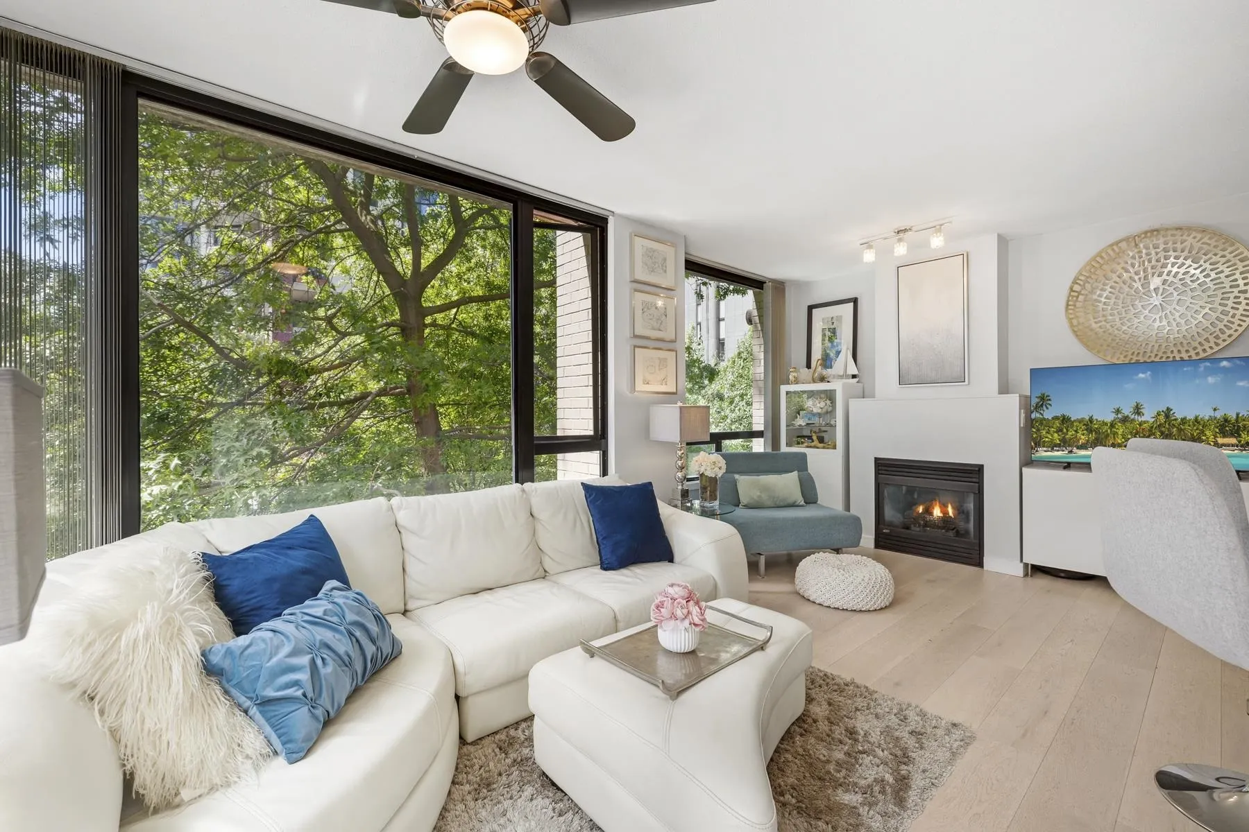 1003 Burnaby Street #304
