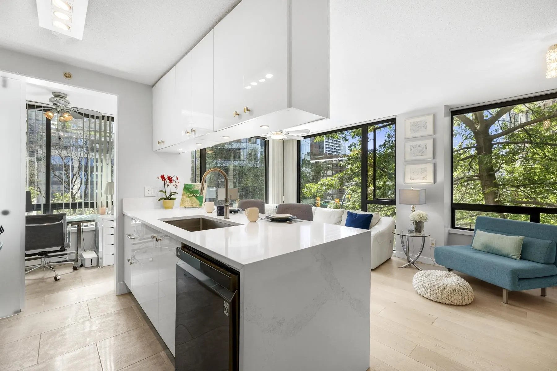 1003 Burnaby Street #304
