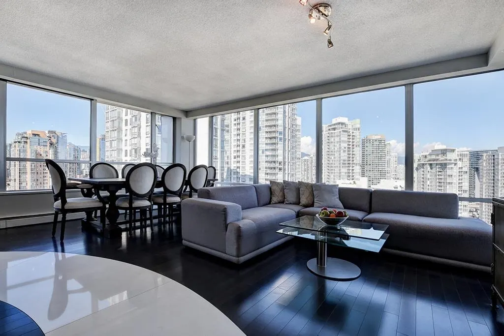 1228 Marinaside Crescent #2106