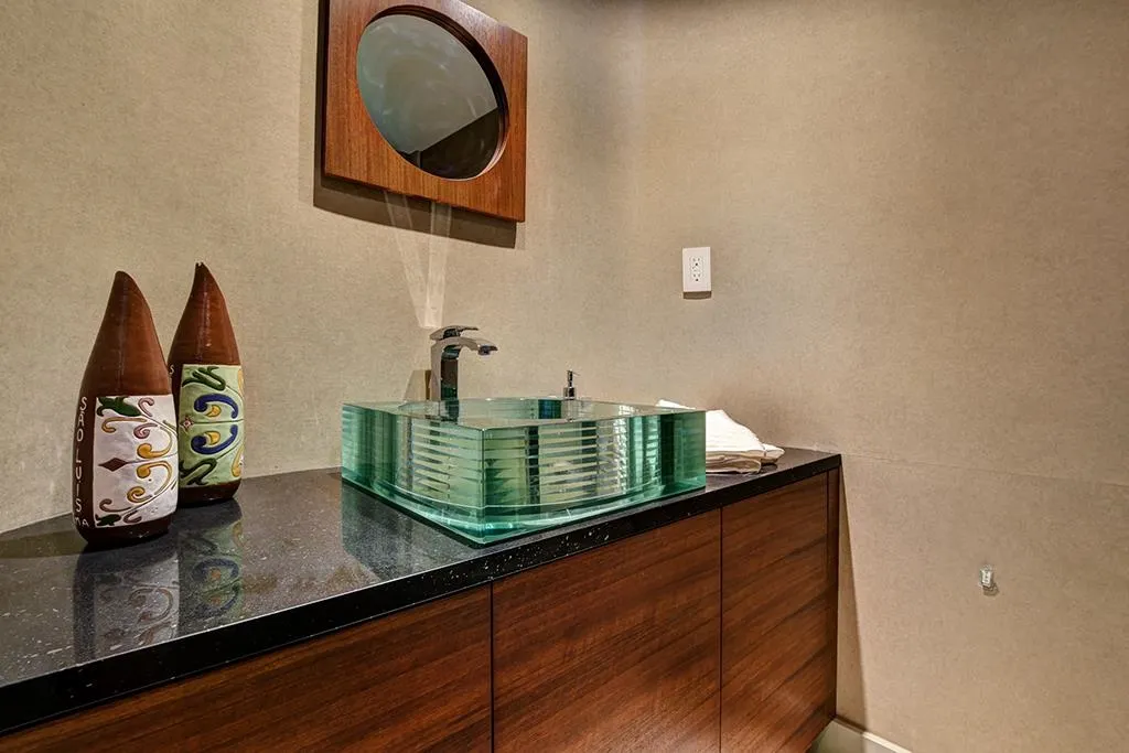 1228 Marinaside Crescent #2106