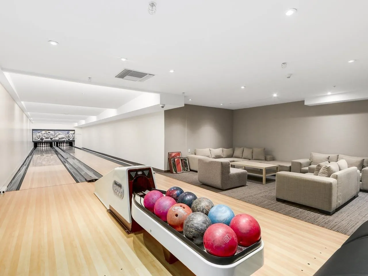 33 Smithe Street #2003