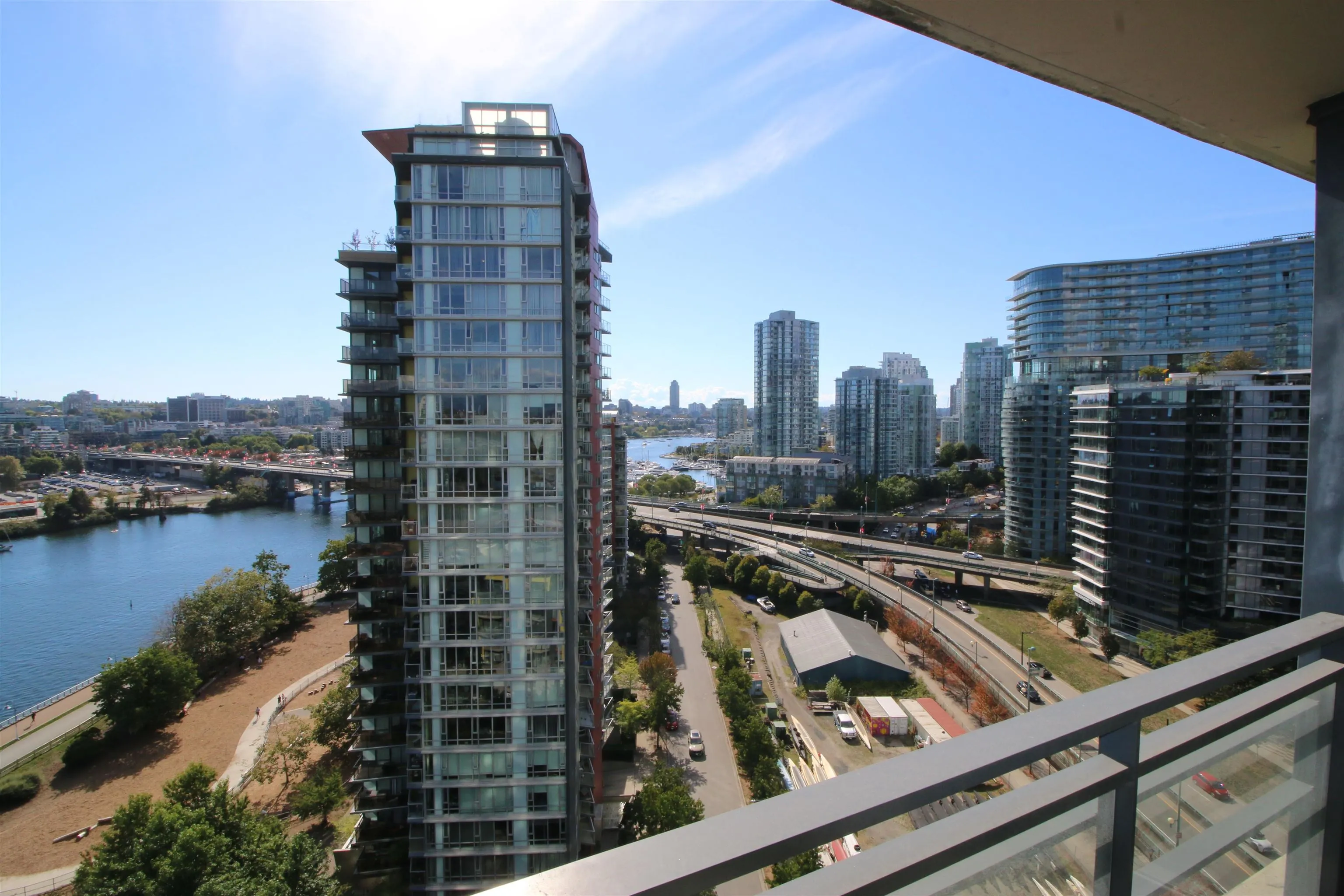 33 Smithe Street #2003