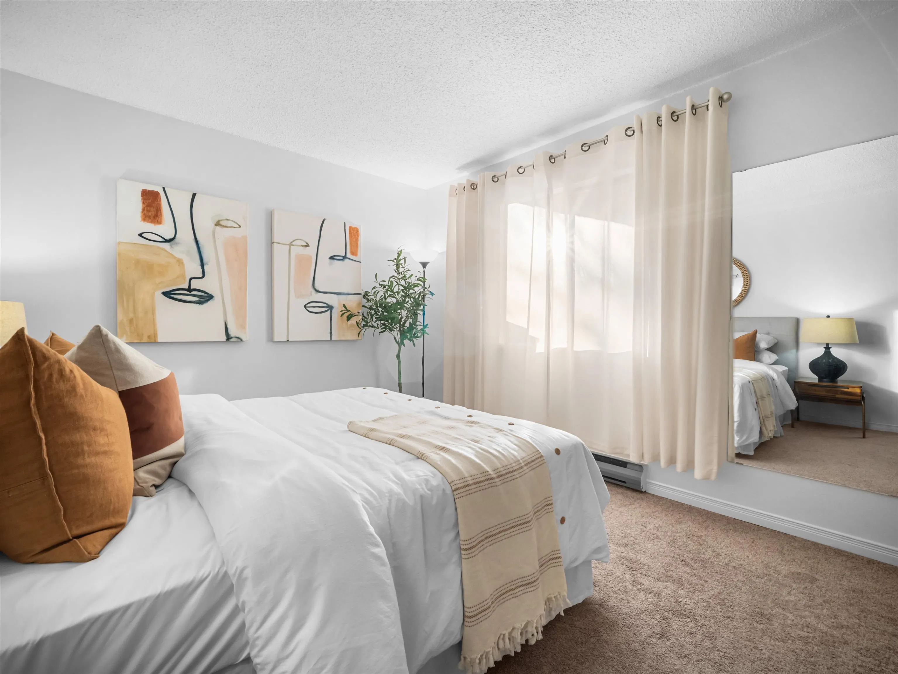 975 E Broadway #313