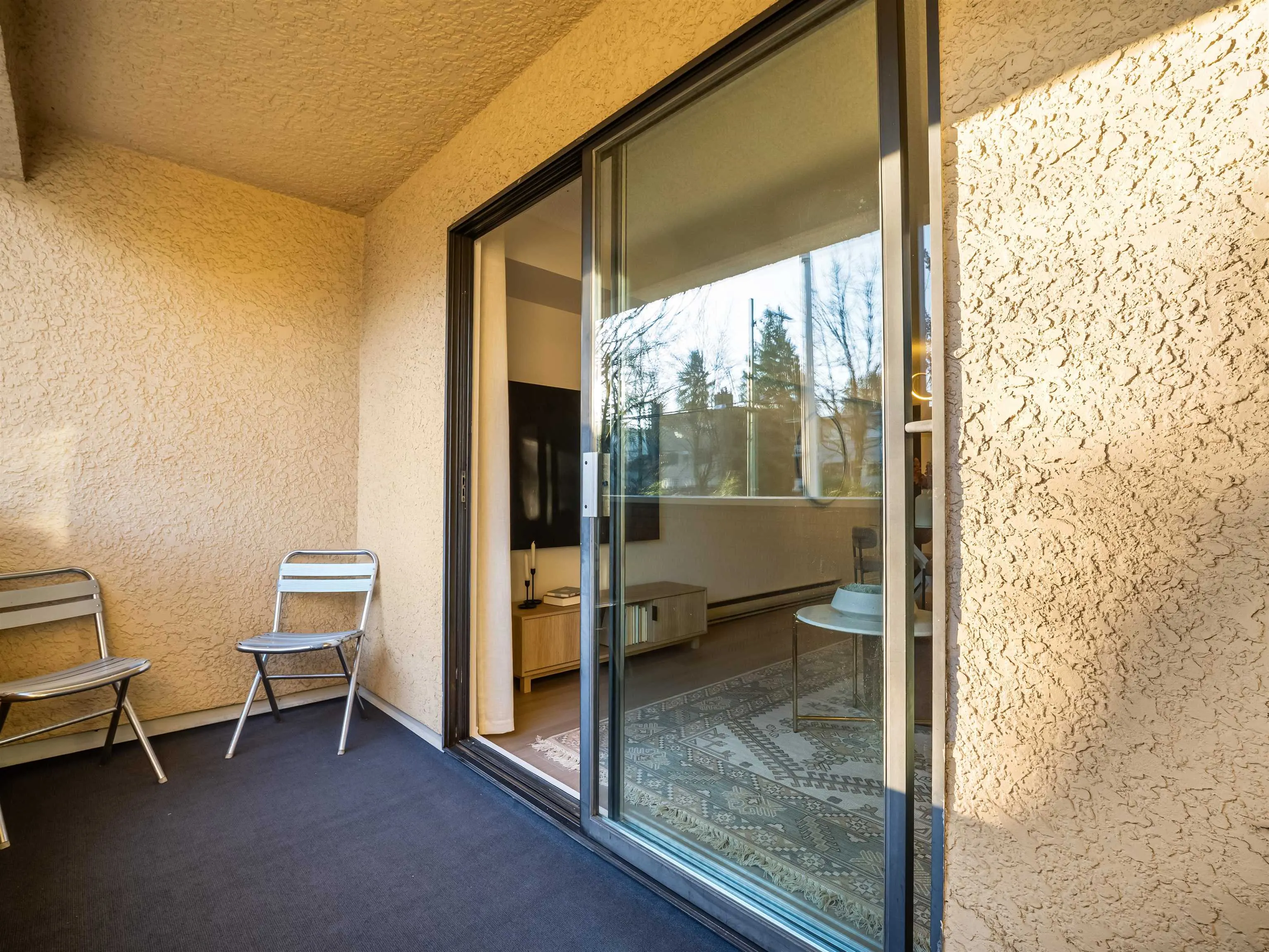 975 E Broadway #313