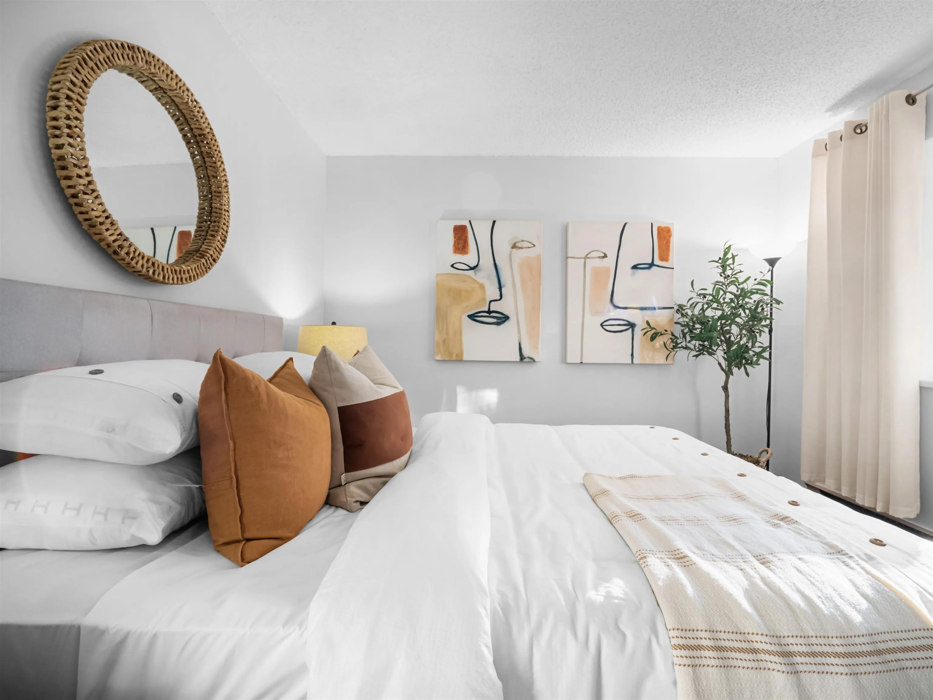 975 E Broadway #313