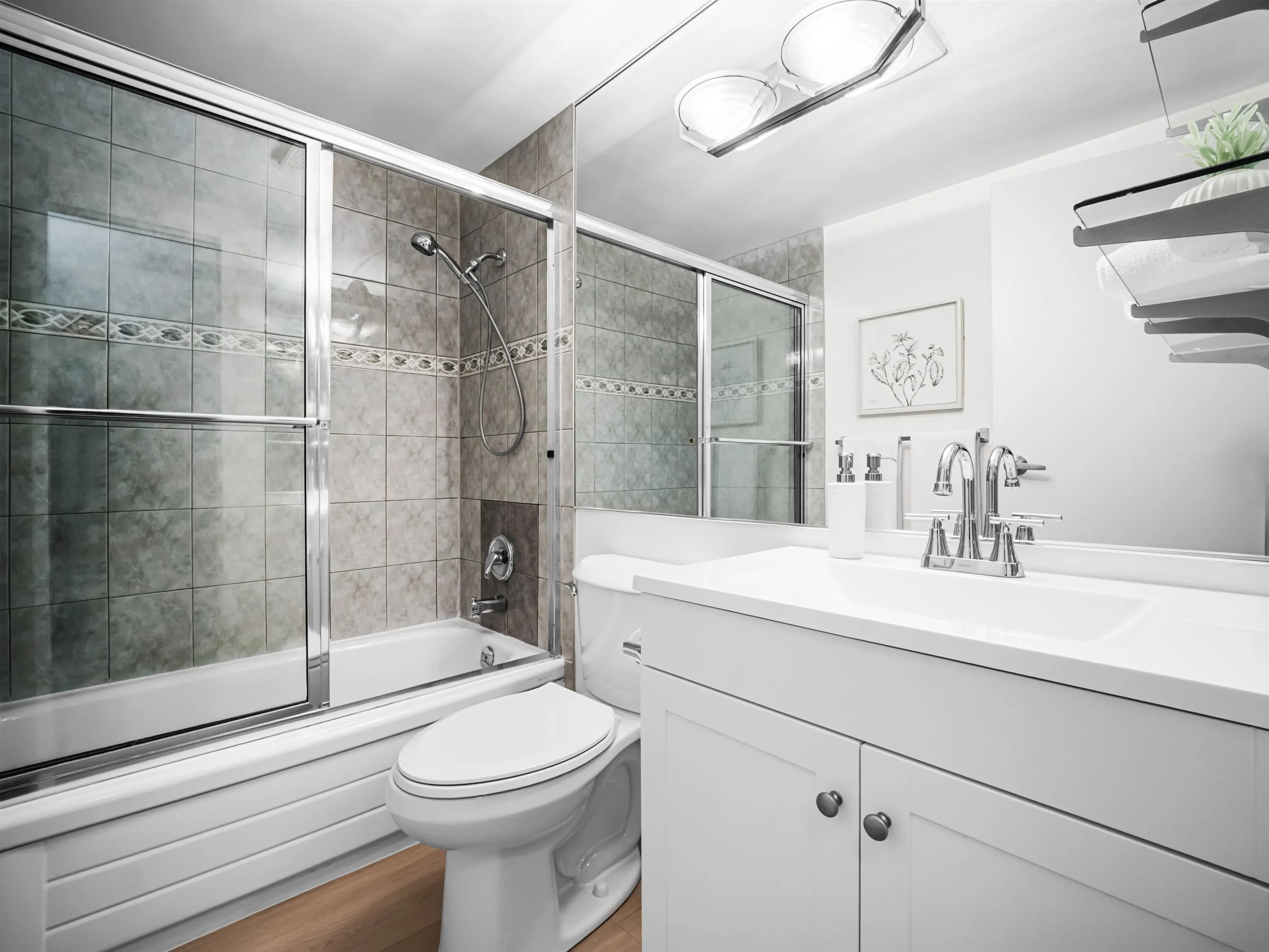 975 E Broadway #313