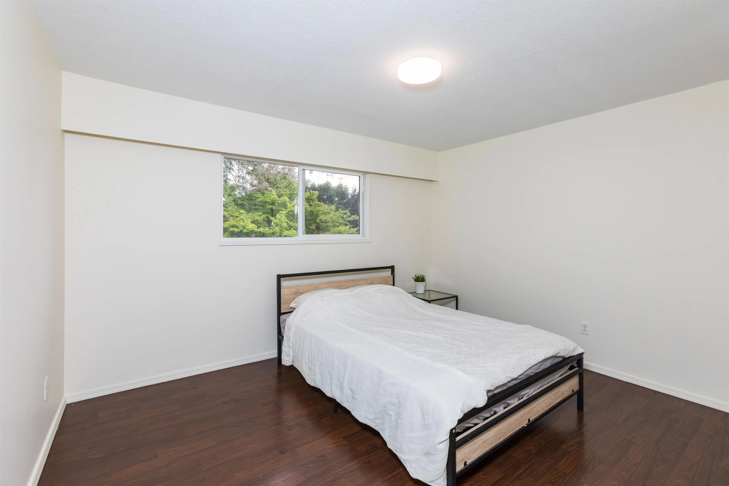 14036 102a Avenue
