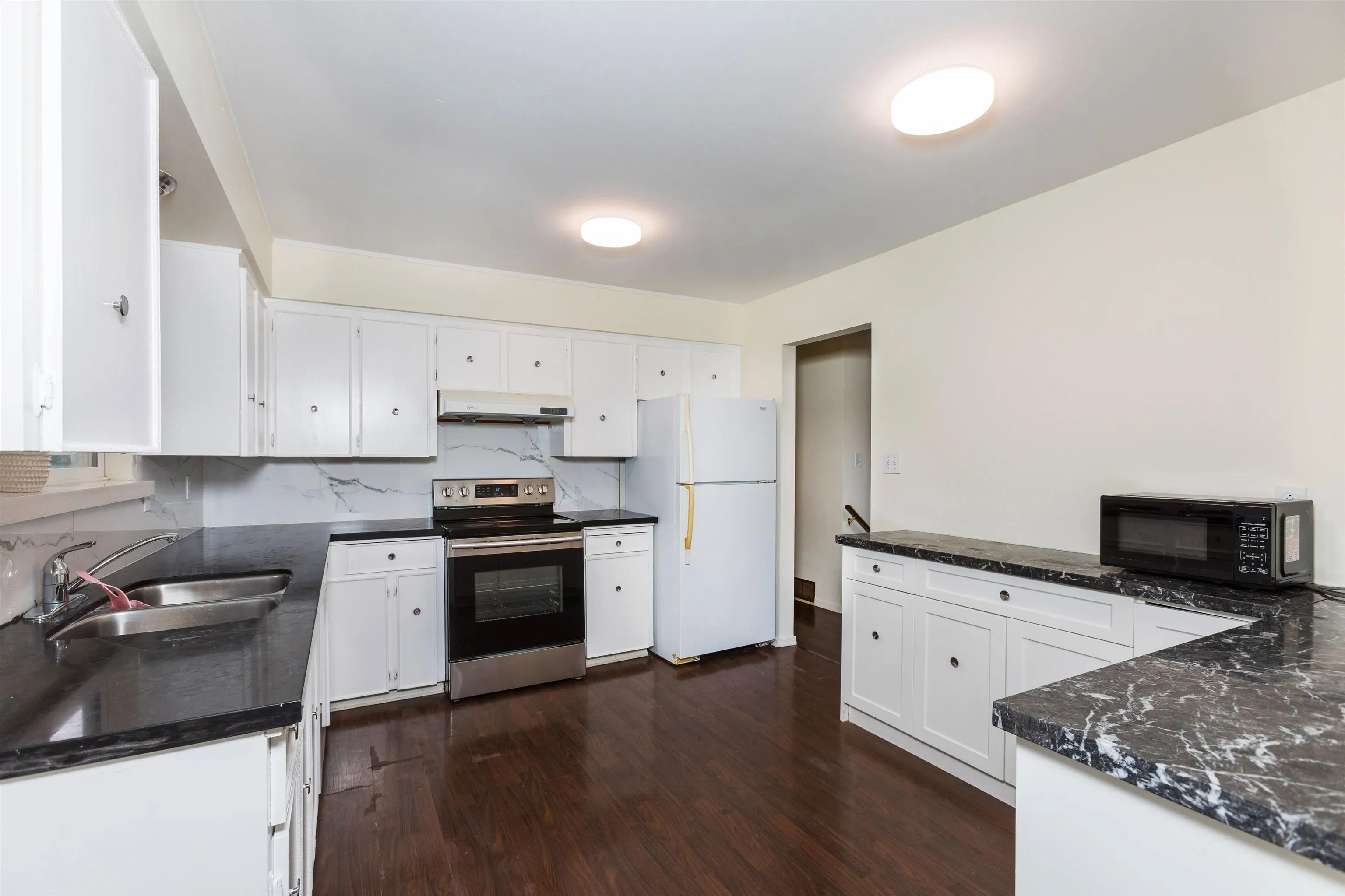 14036 102a Avenue
