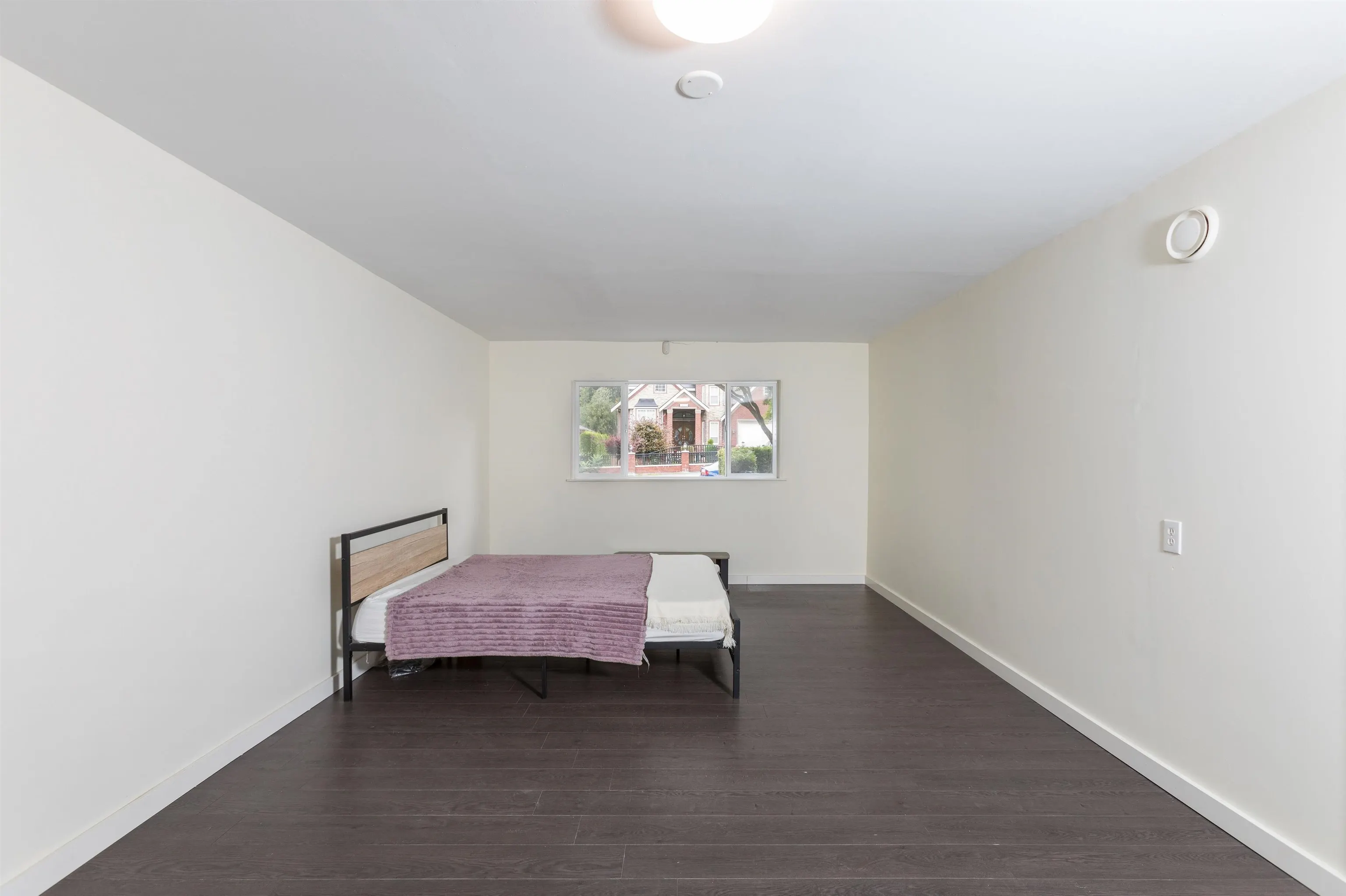 14036 102a Avenue