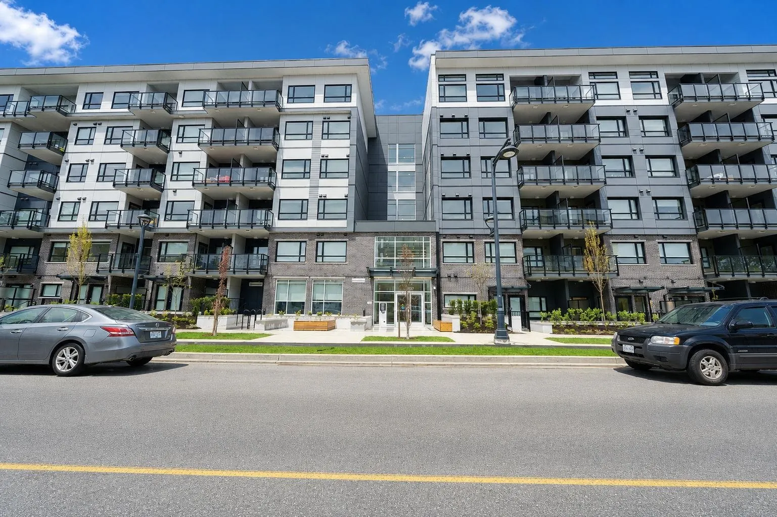 10777 138 Street #412